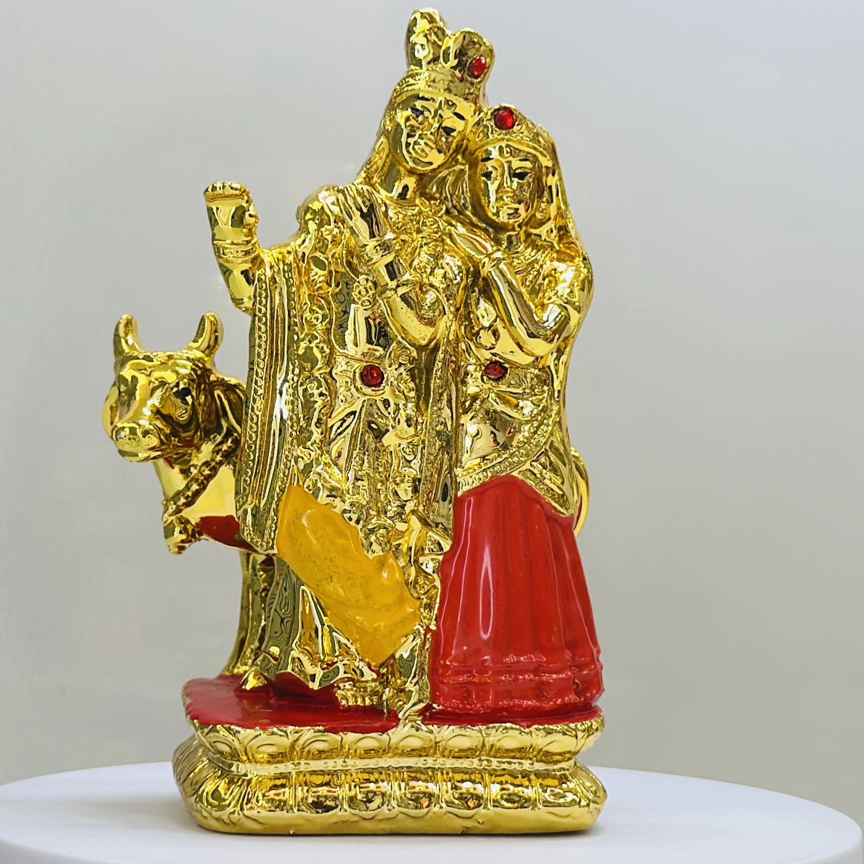 Statue of the Hindu deities Radha and Krishna