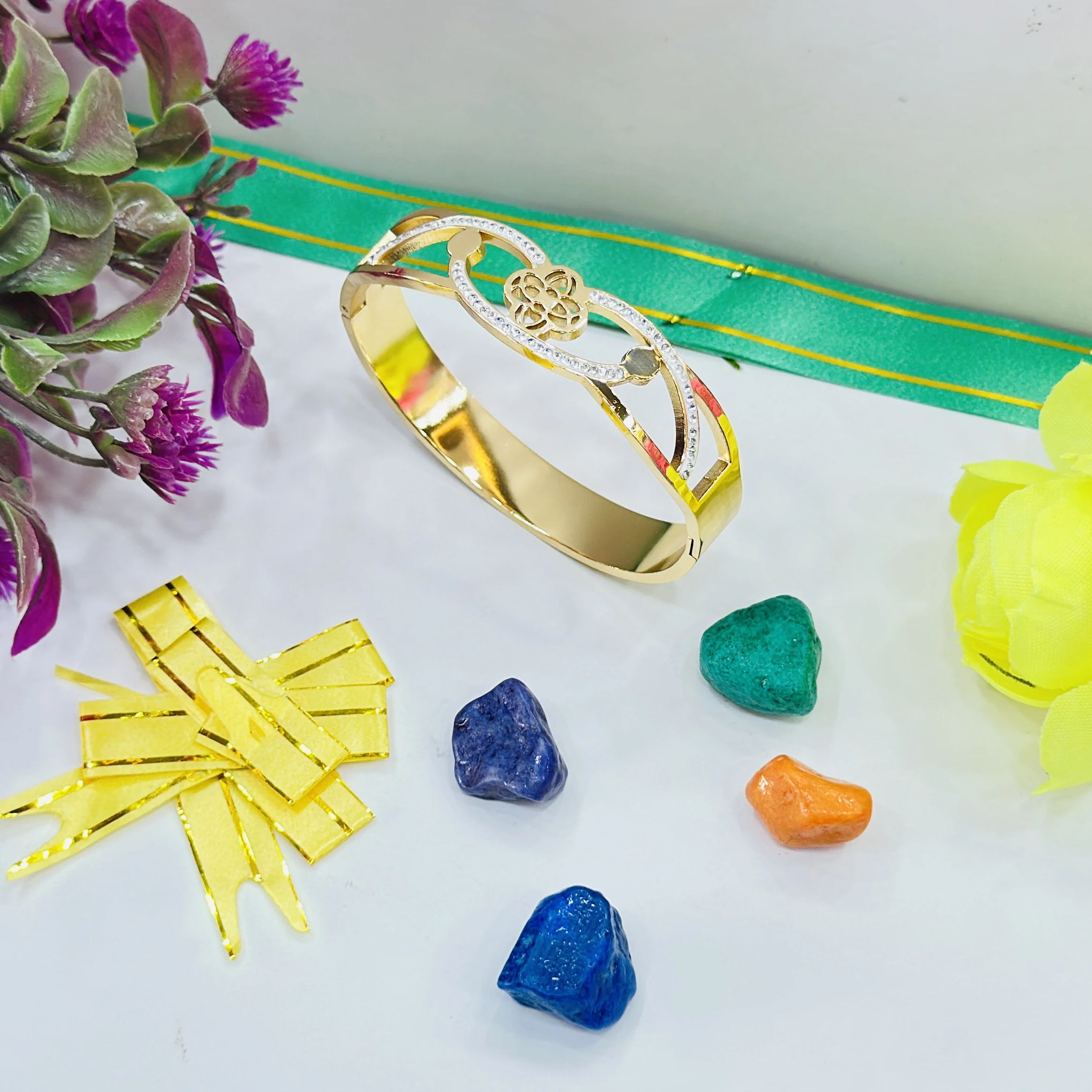 Gold plated stainless steel bangle bracelet
