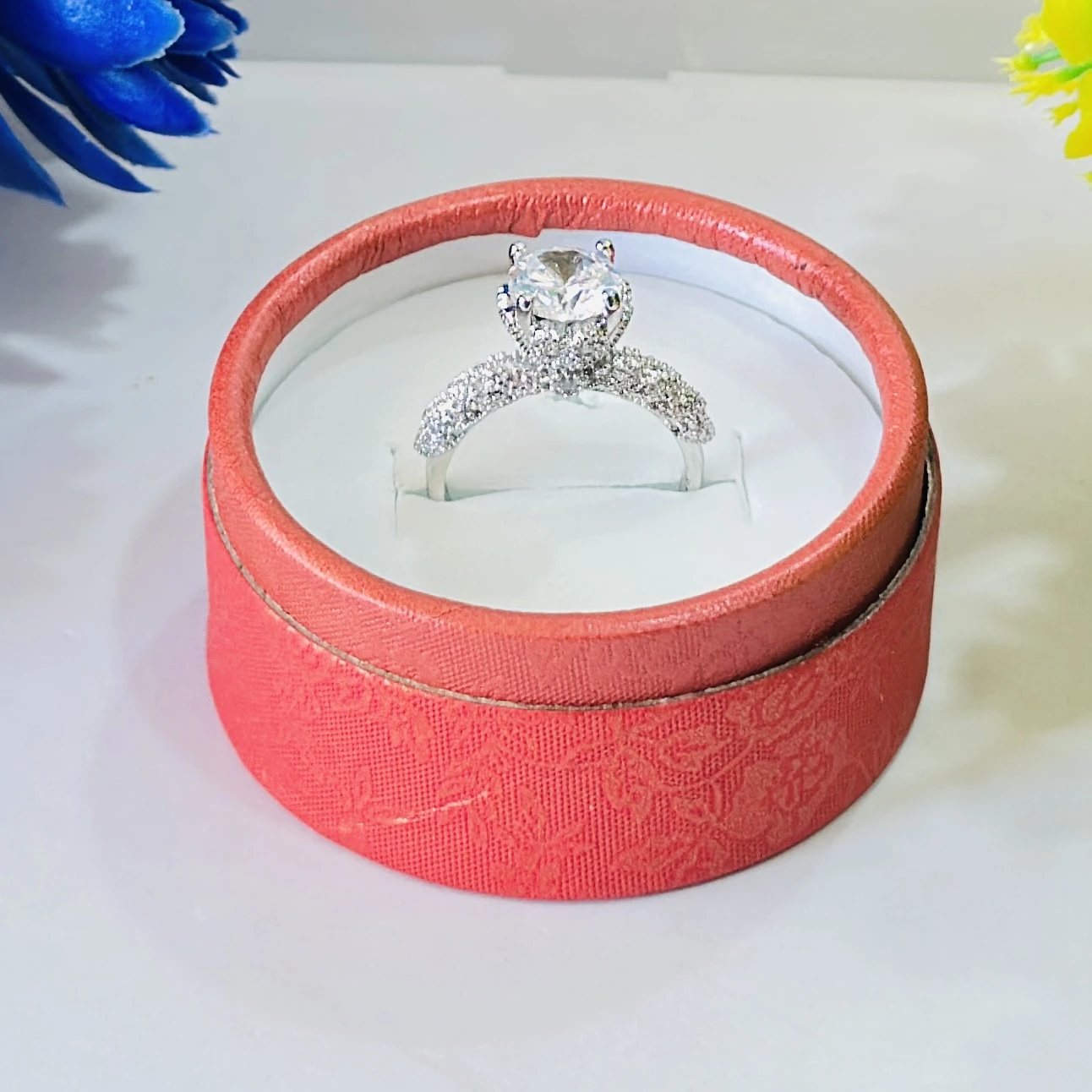 White Stone Ledis Ring