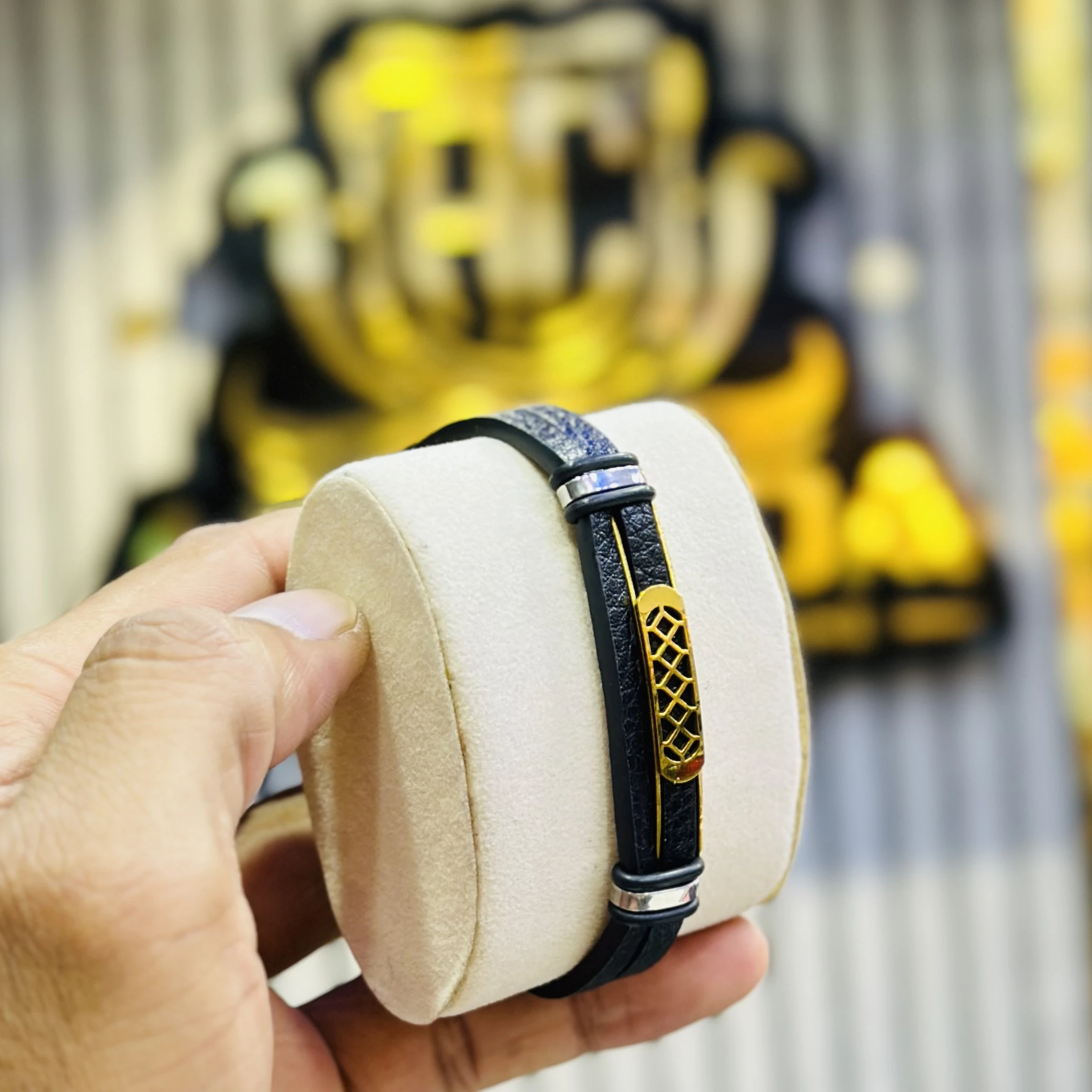 Men’s Classic Leather Beaded Bracelet