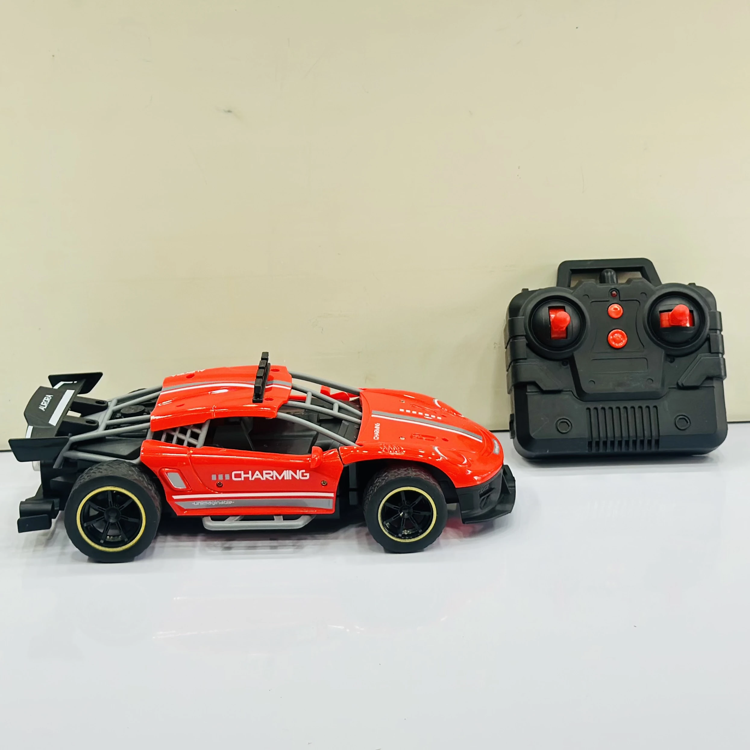 Tian Du "Spray Runner" Speed Racing Series 1:16 scale remote control car.