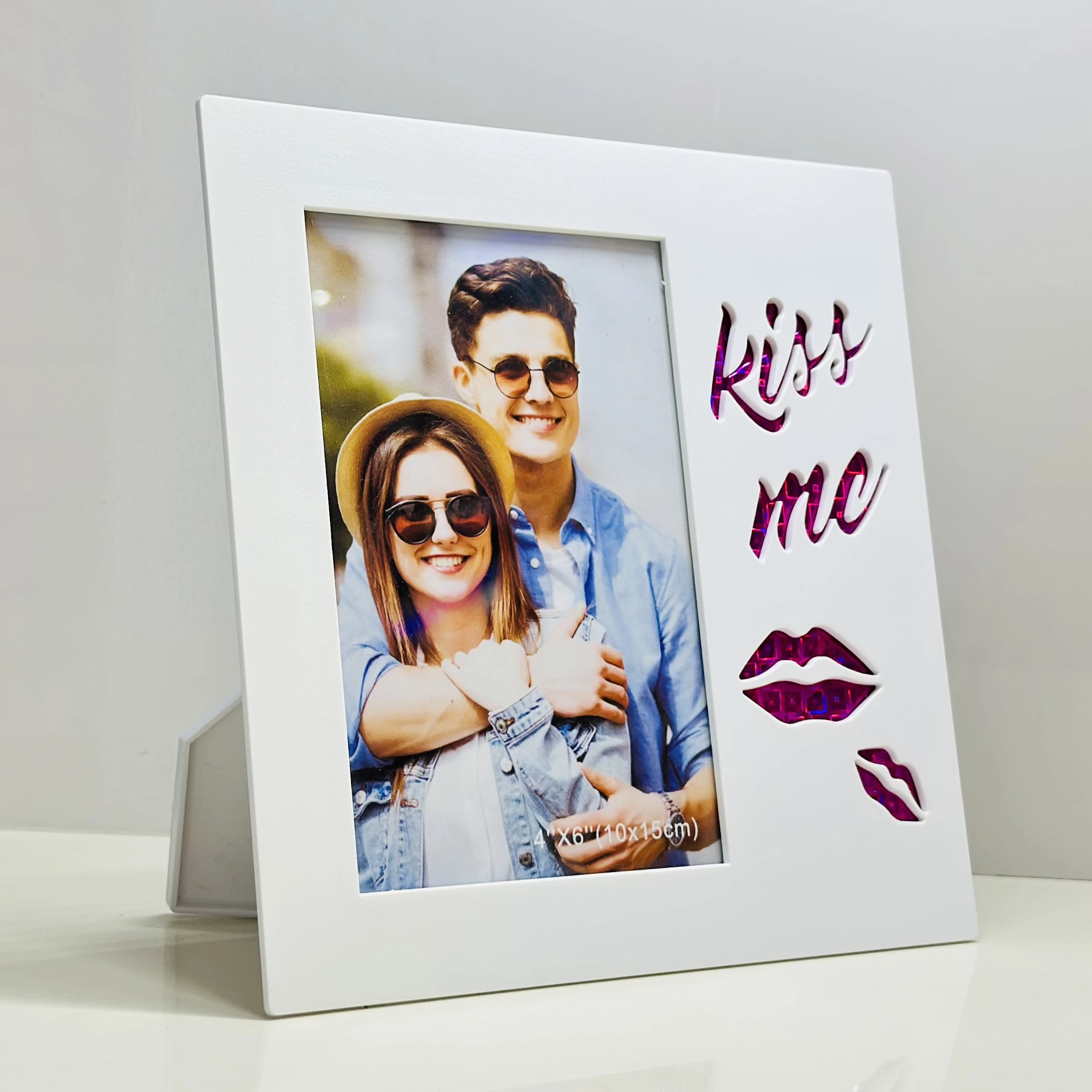 Kiss Me White Photo Frame(SKU-1PX47C)
