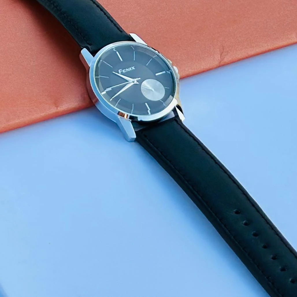 Black analog watch For man’s