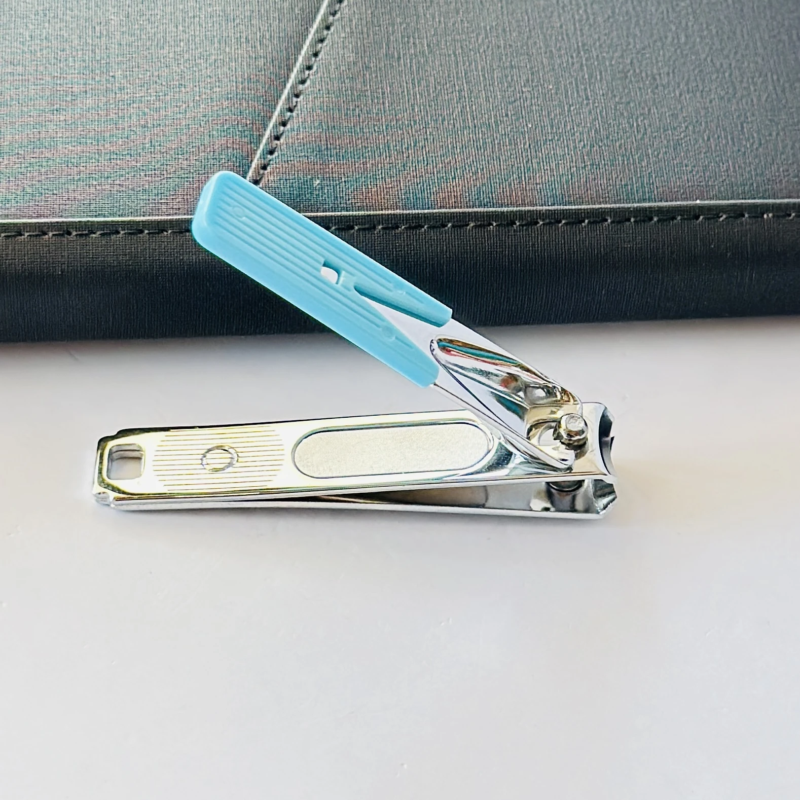KCorona nail clipper