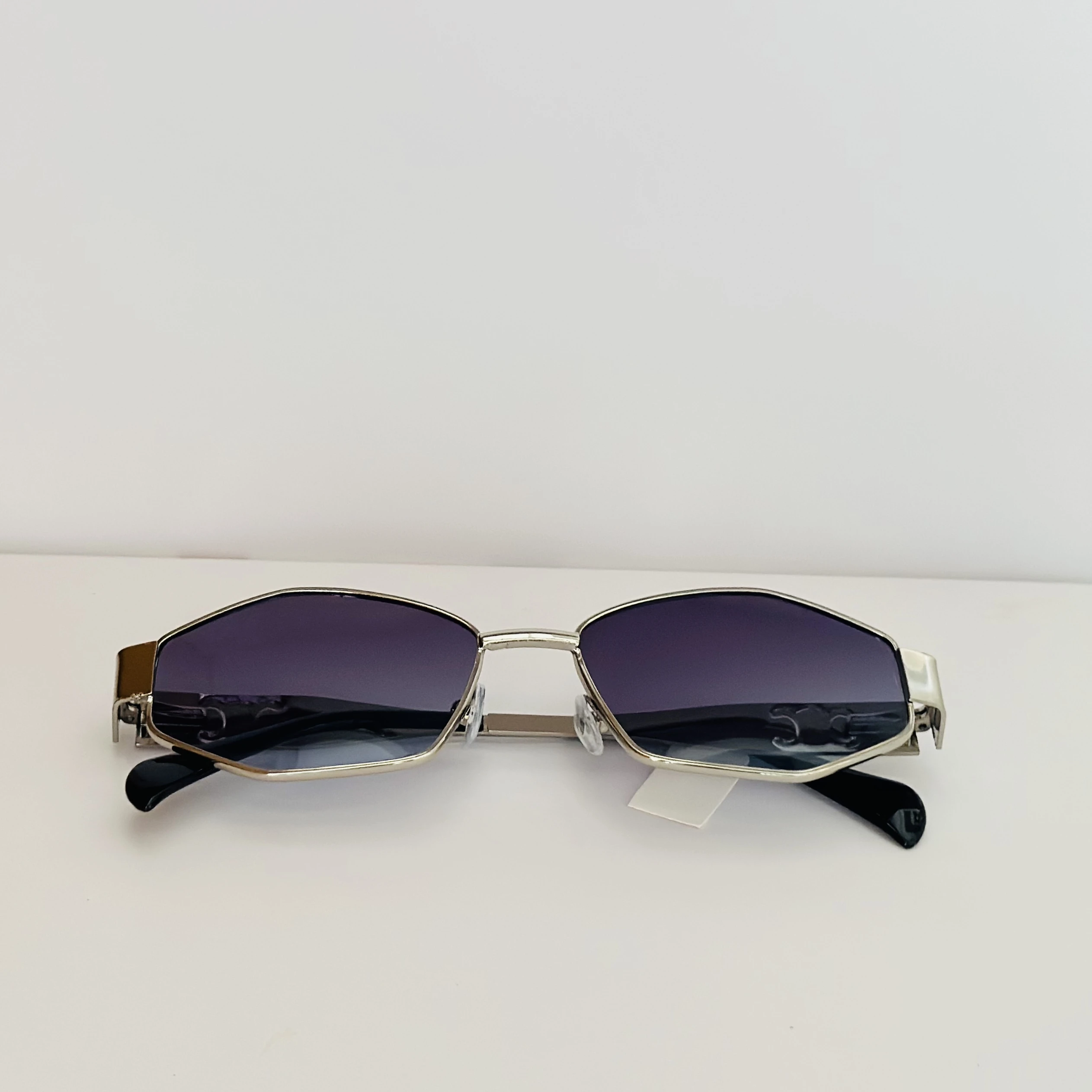 Golden metal frame sunglasses