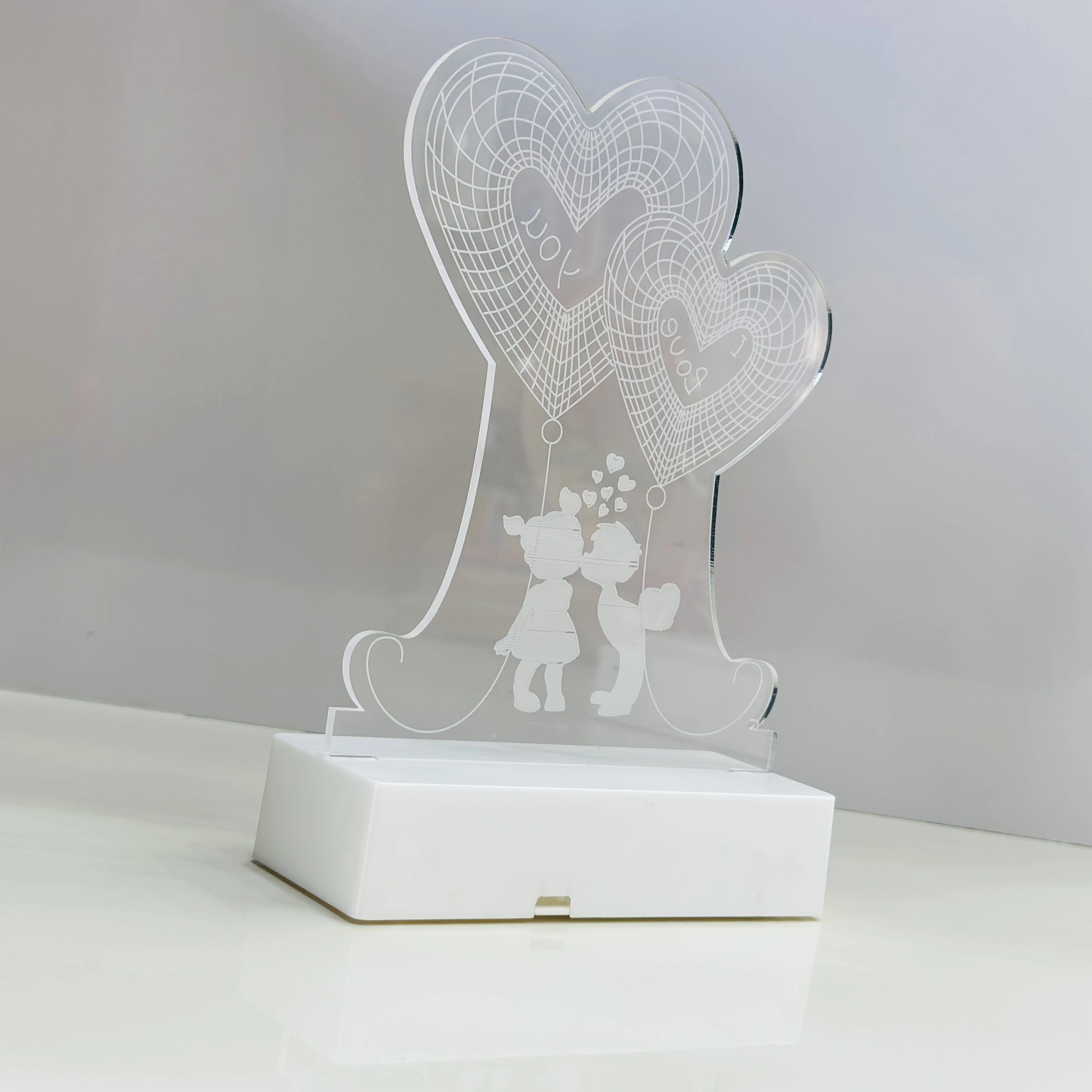 3D illusion LED night lamp with a "Heart Couple" design.(SKU-T1H4WF)