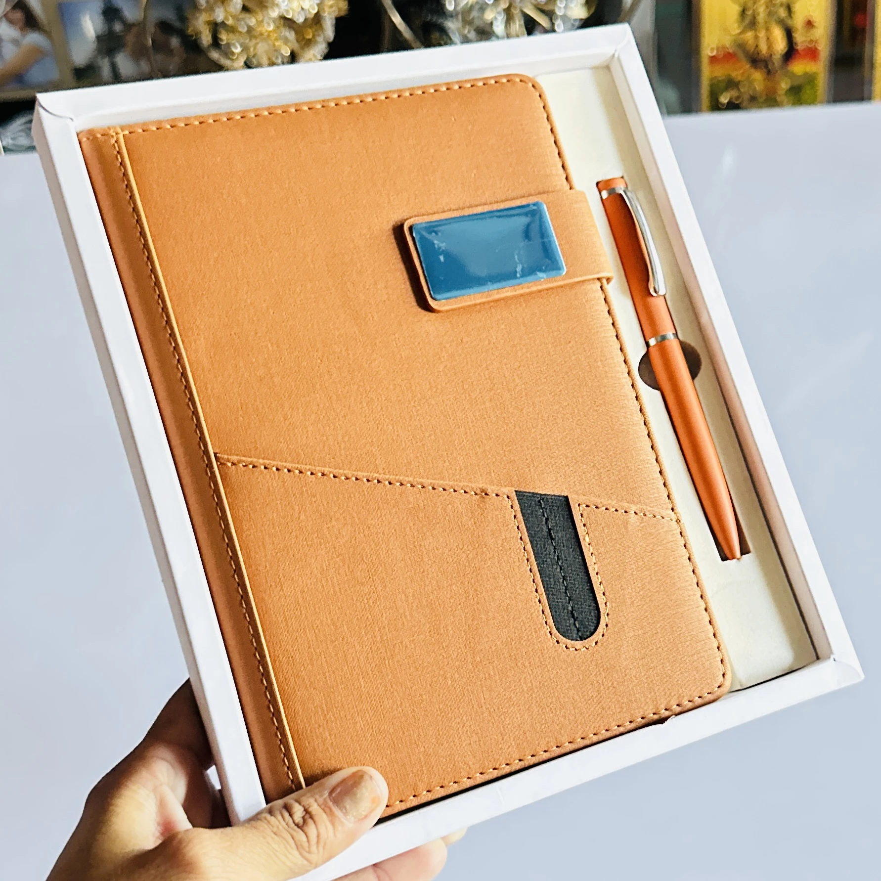 leather diary and pen gift set