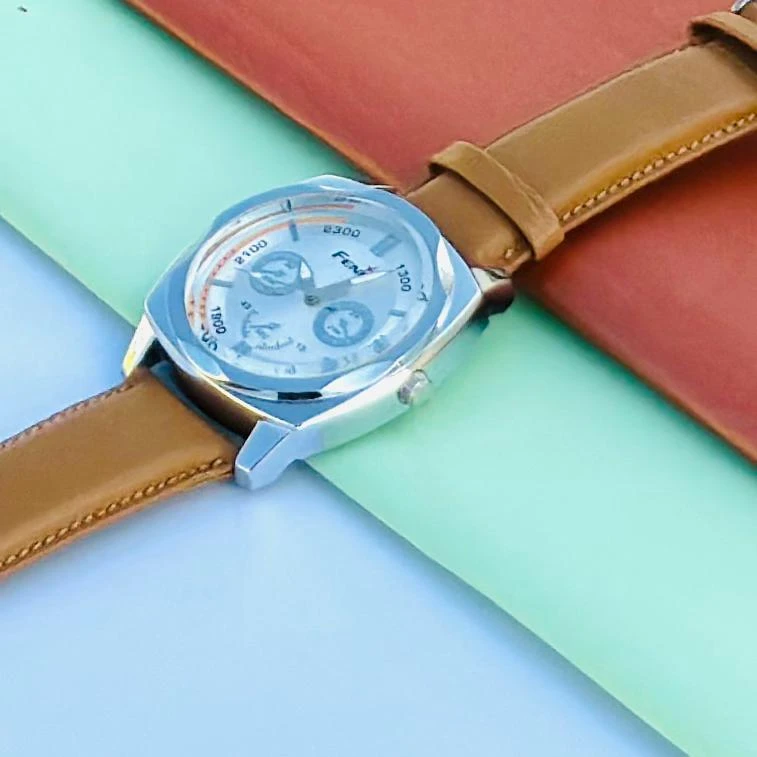 Quartz Analog Watch