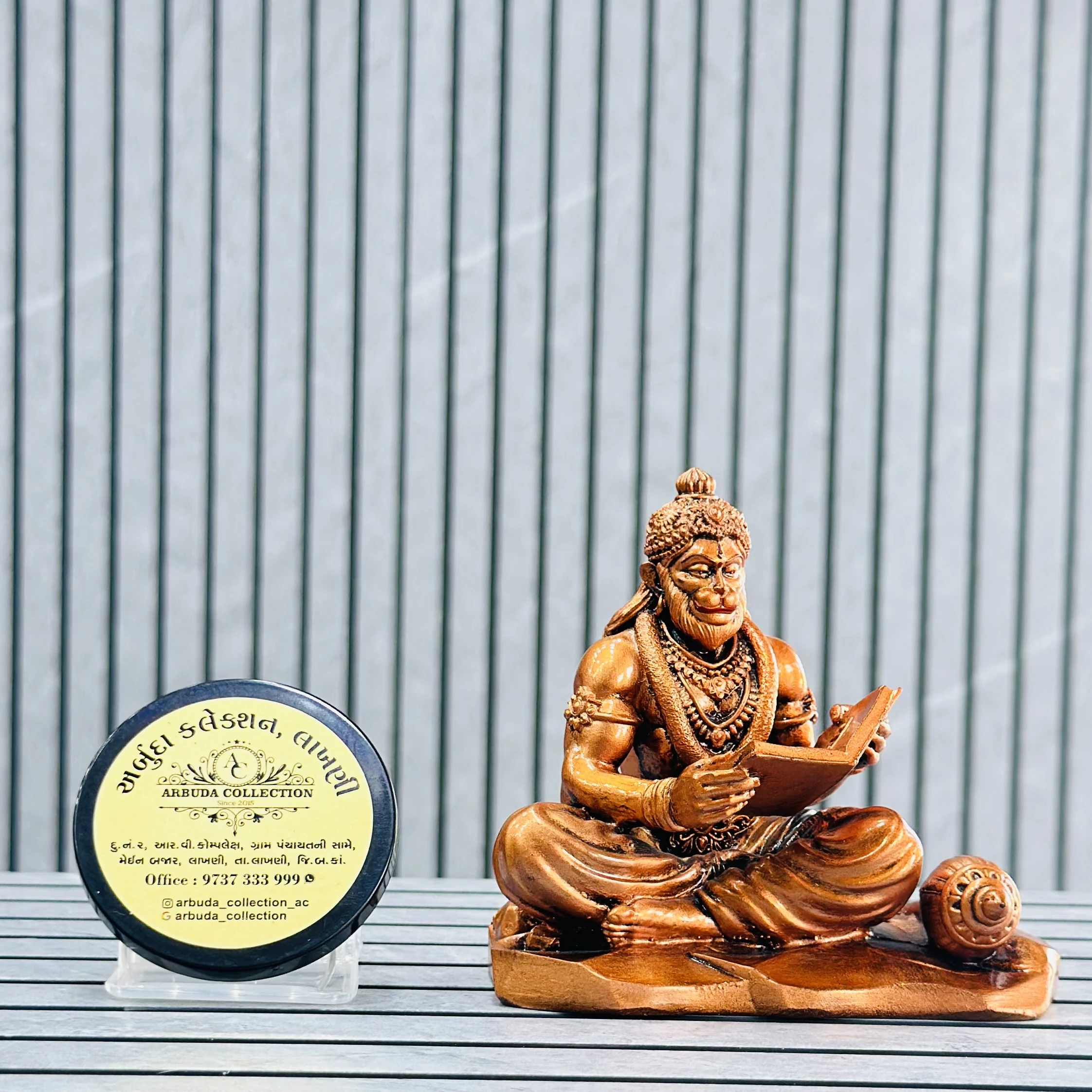 Hanuman dada marble murti