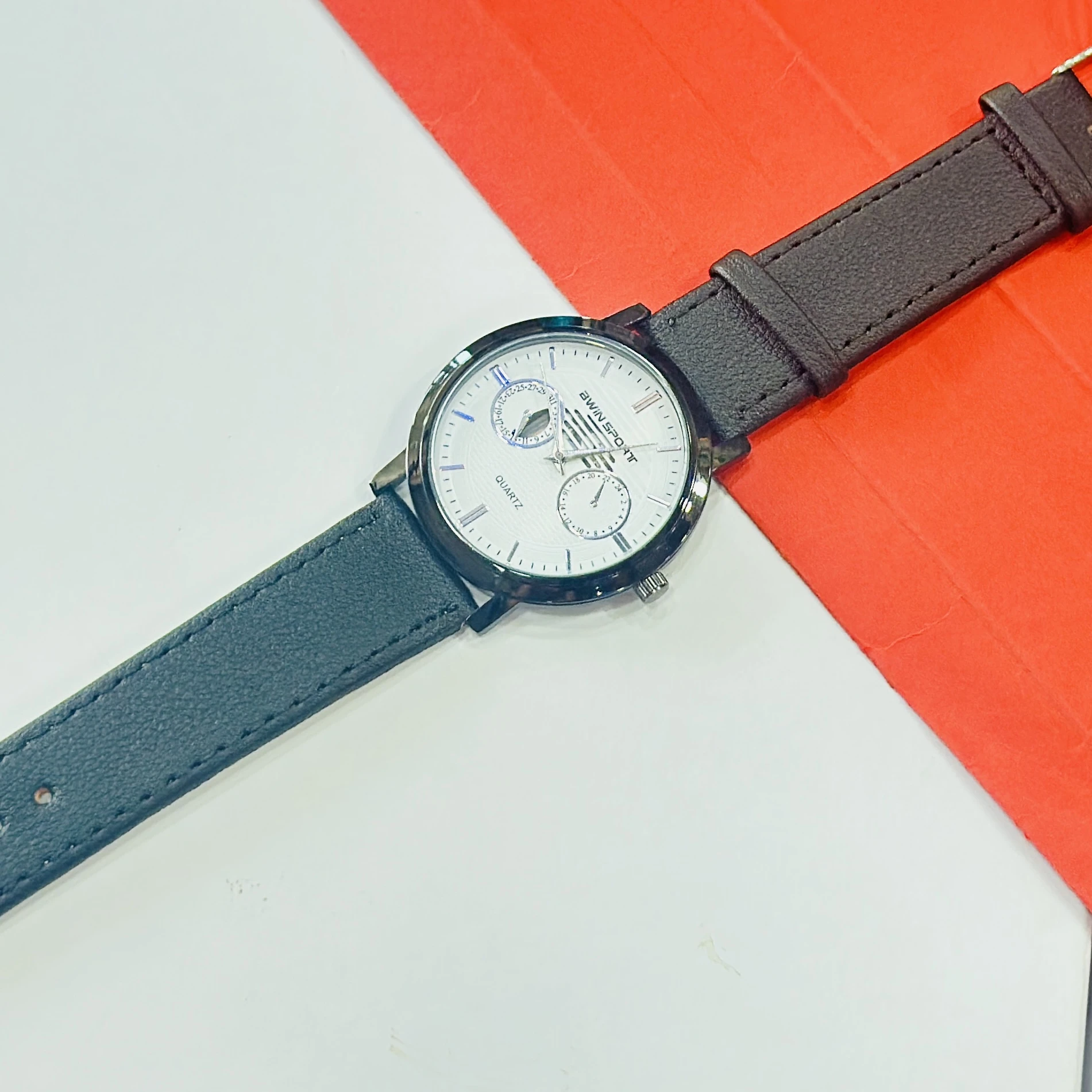 Bwin Sport quartz analog wristwatch