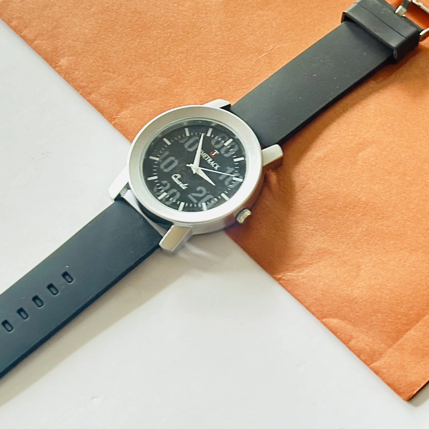 Analogue watch for man’s