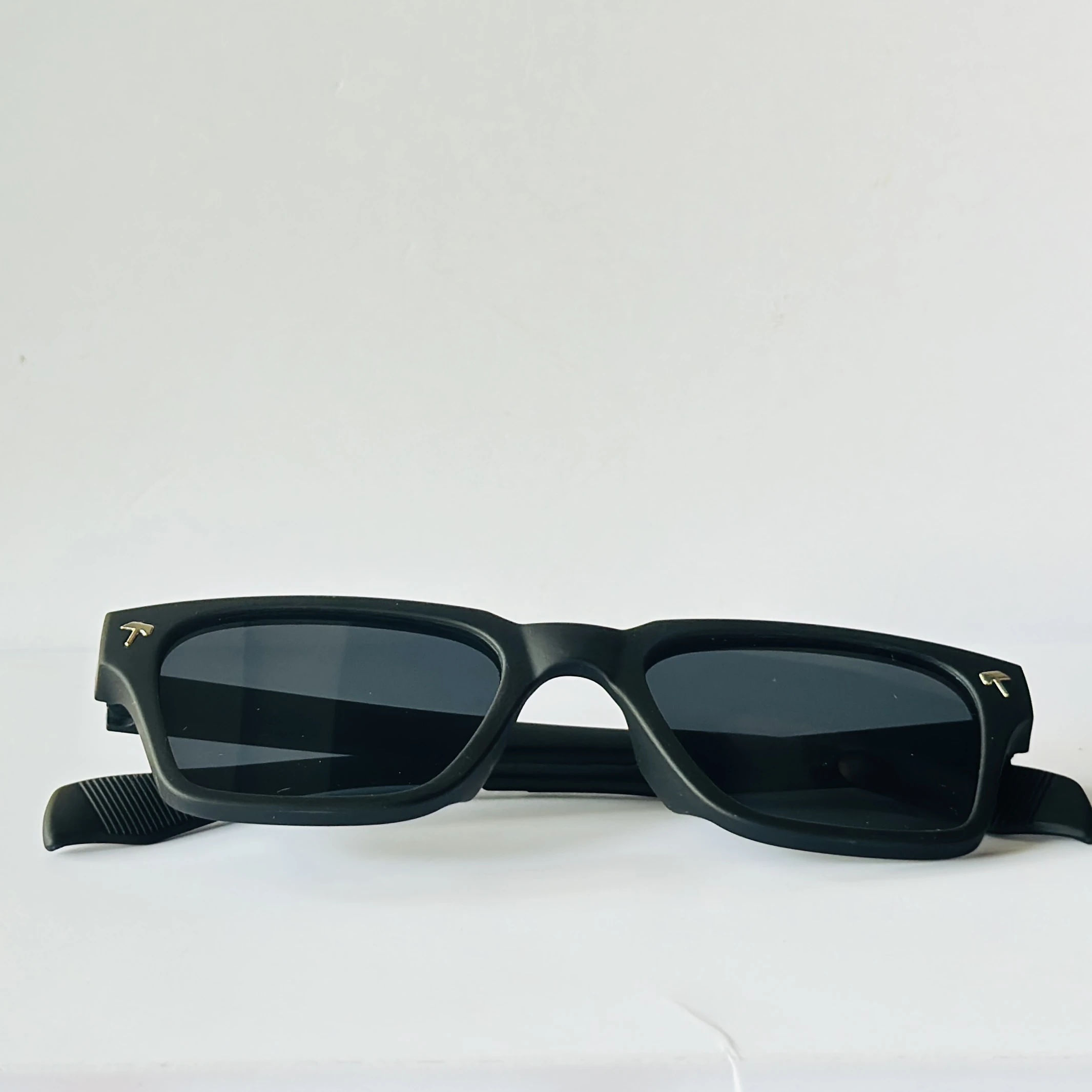 Shadify premium square sunglasses
