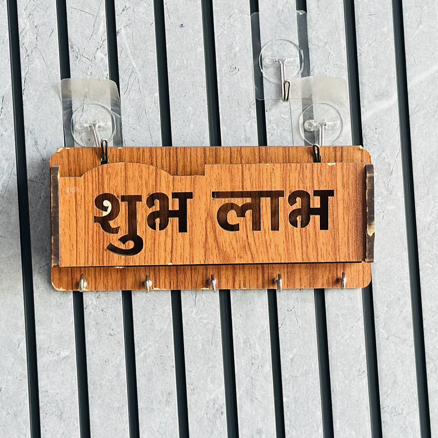 Wooden key holder for a wall(SKU-DON22J)