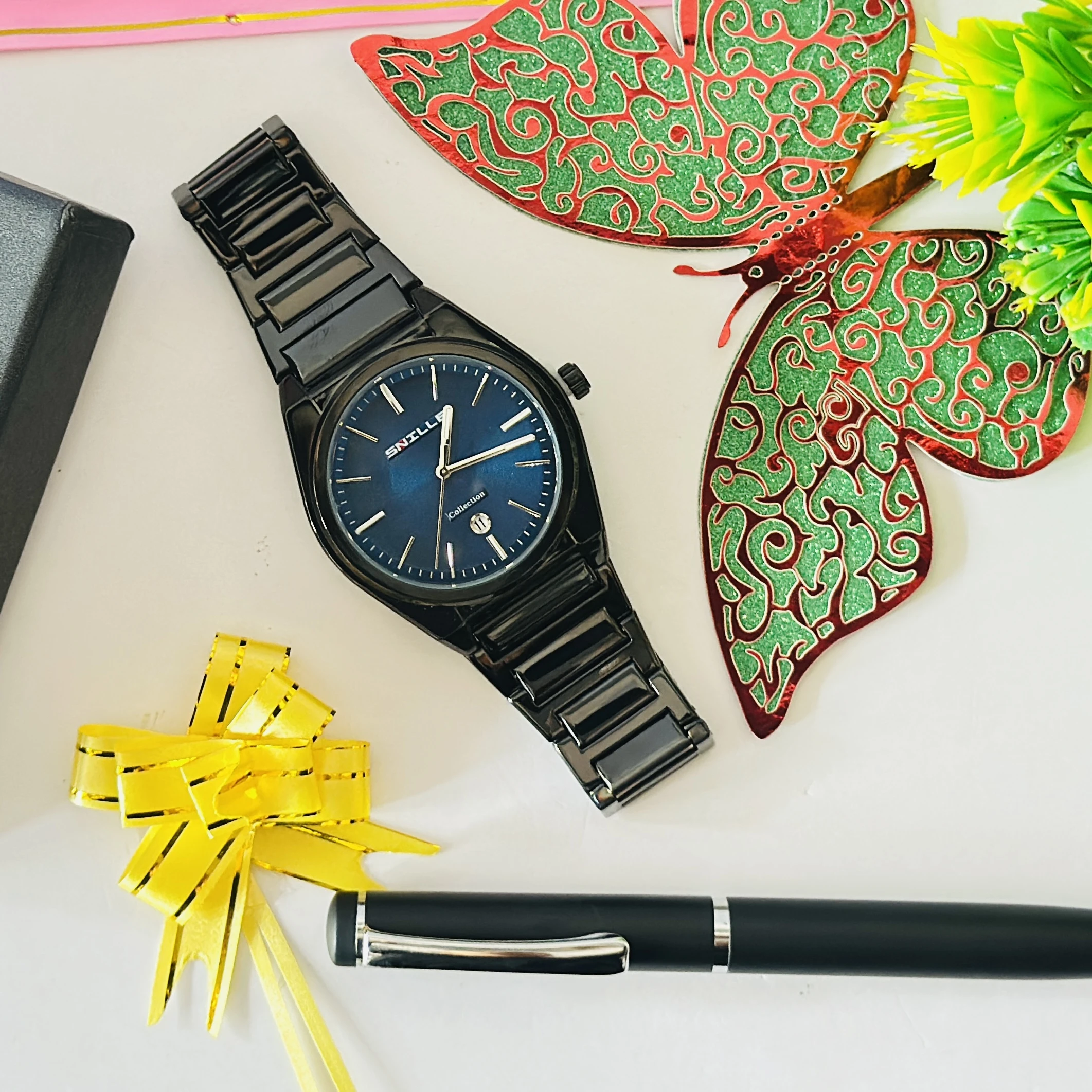 men's analog watch from the Snille