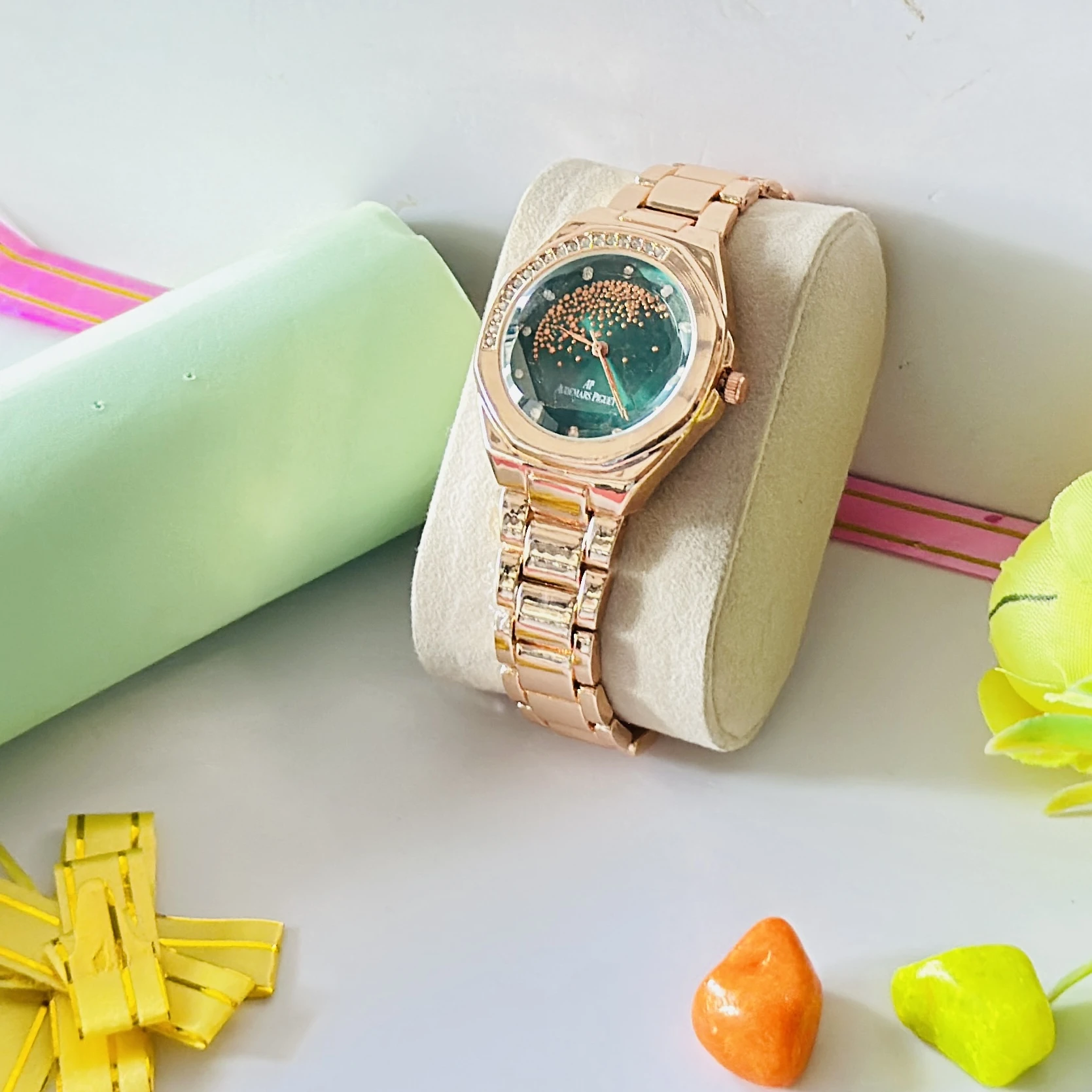 Quartz Analogue Watch for girls