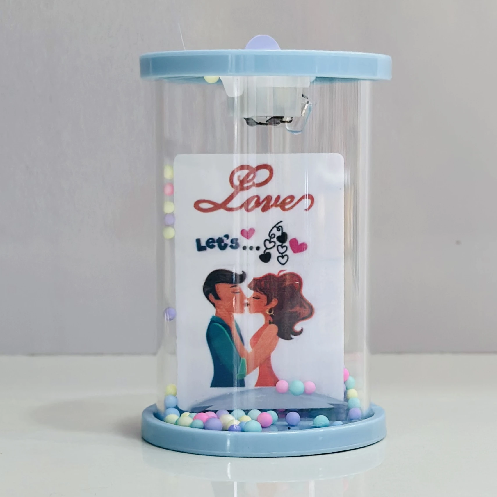 Romantic Love Couple Showpiece (SKU-9A1Q4Y)