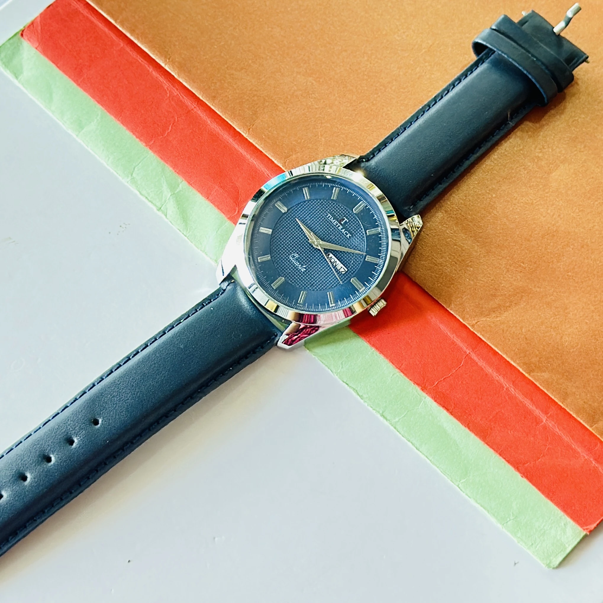 Analog Blue Dial Men's Watch
