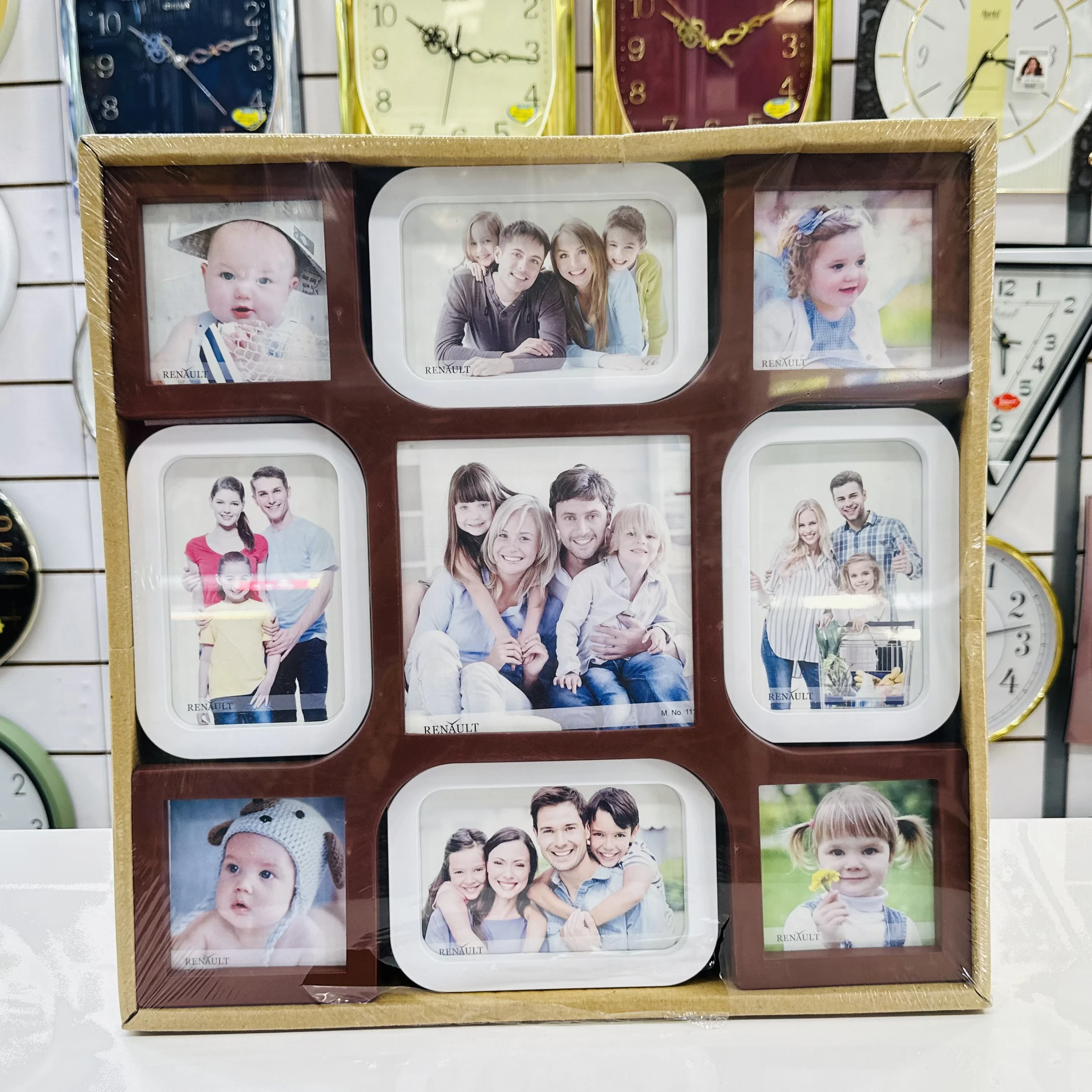 Customized photo frame (SKU-3Z4ZNB)