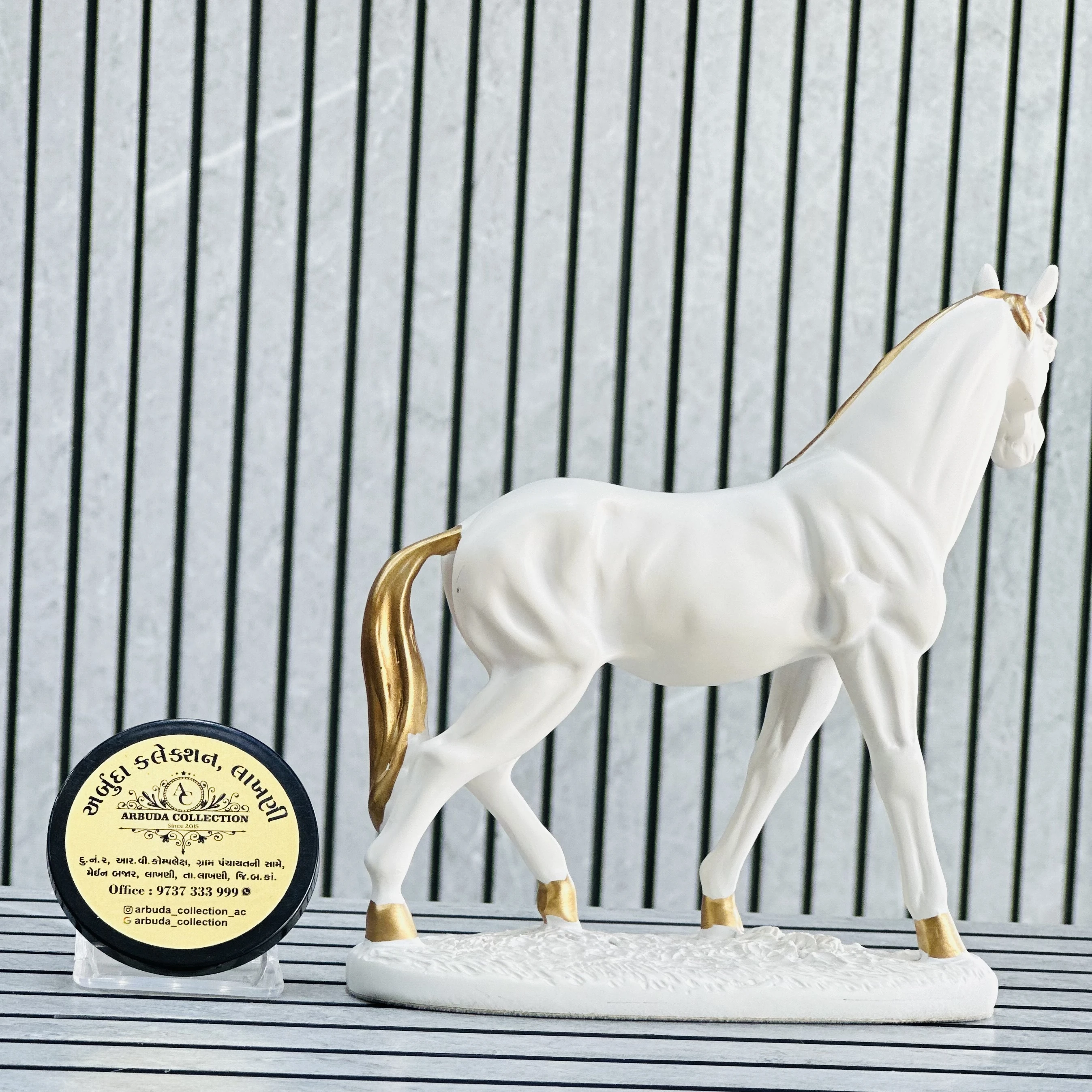 White Horse statue