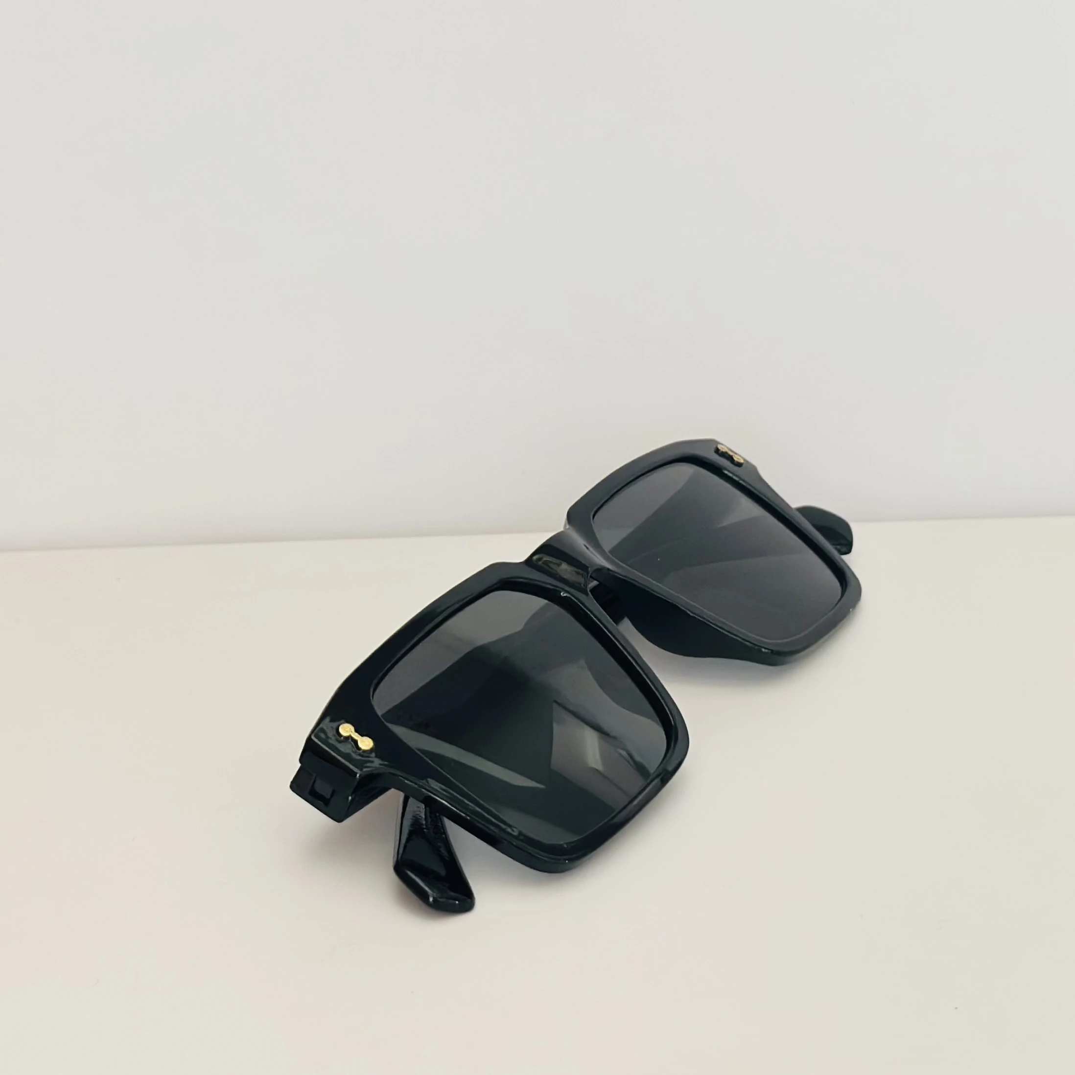 GarudaClan Onyx Monarch – Jet Black 1.0 sunglasses.