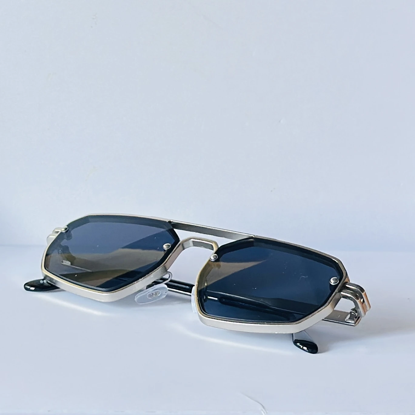 Spark unisex sunglasses
