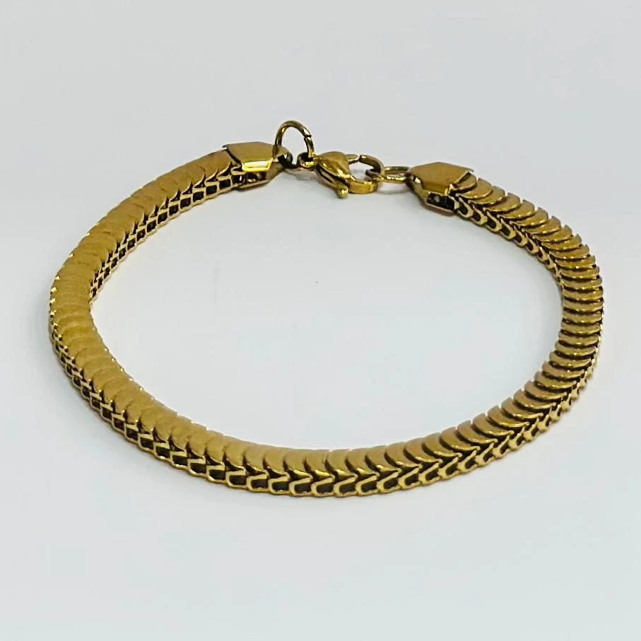 Stylish Design with Diamond Funky Design Gold Plated Bracelet for Men