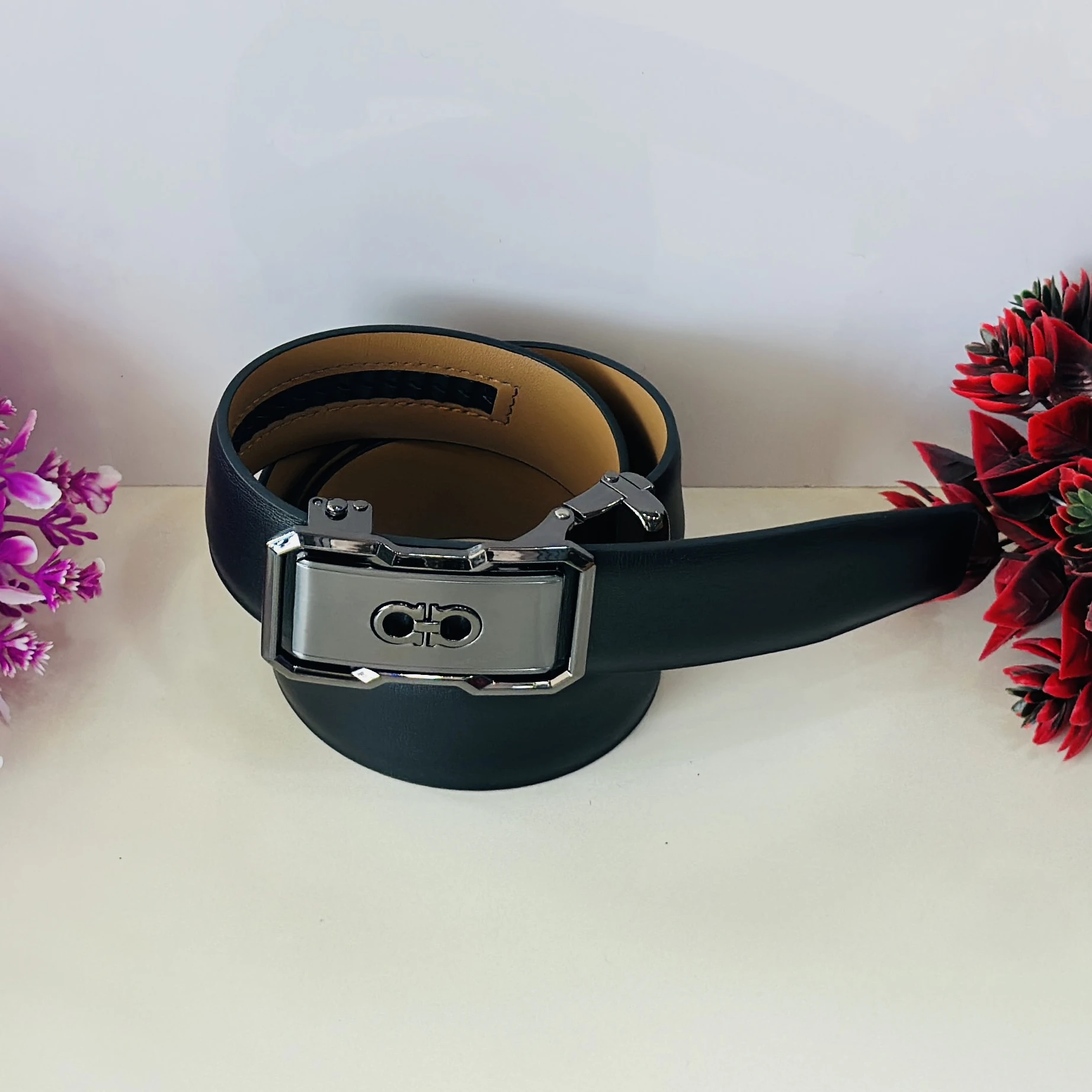 Gancini belt in black calfskin leather