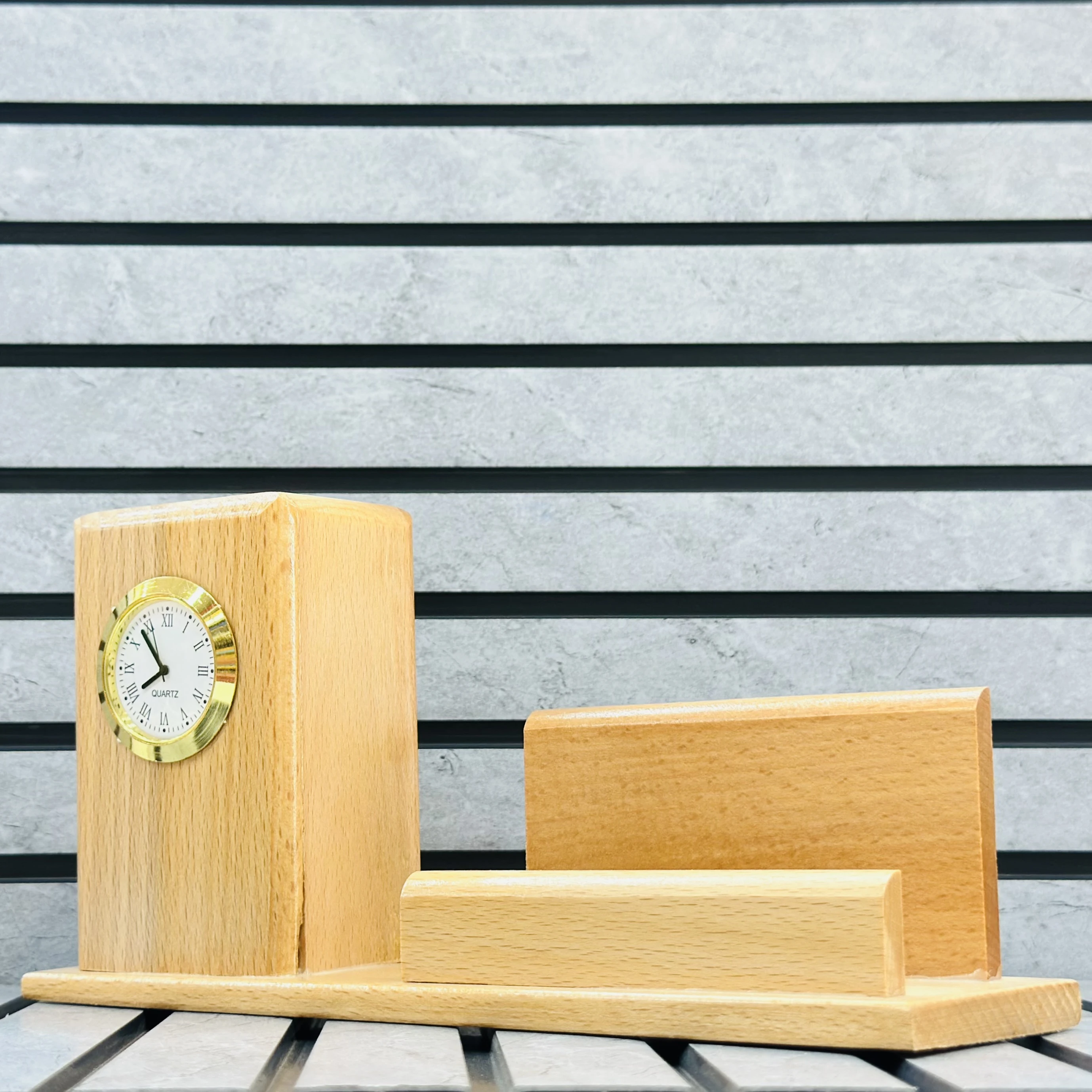 Wooden deck clock and plaque (SKU-5U7KT4)