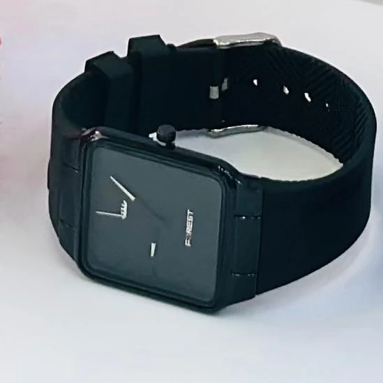 Forest Men's All-Black Analog Watch Round Dial
