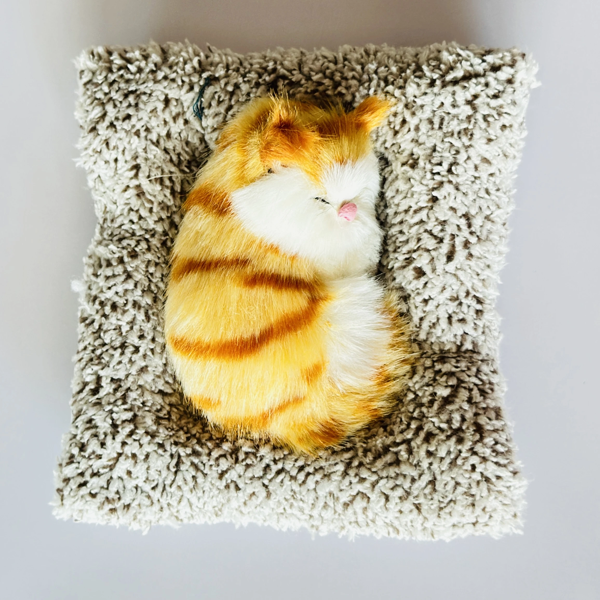 Realistic sleeping cat plush toy