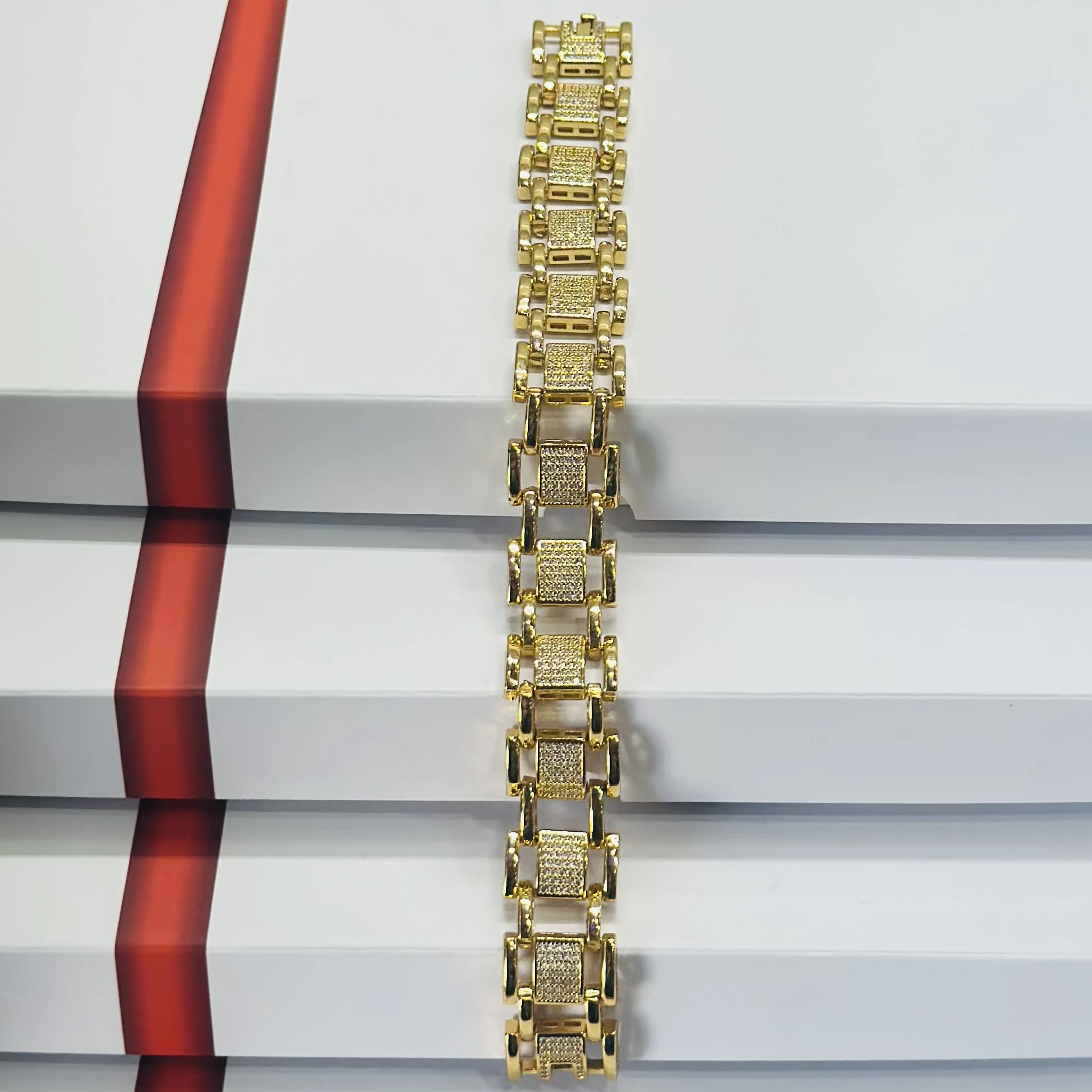 Gold plated Breslet for men’s
