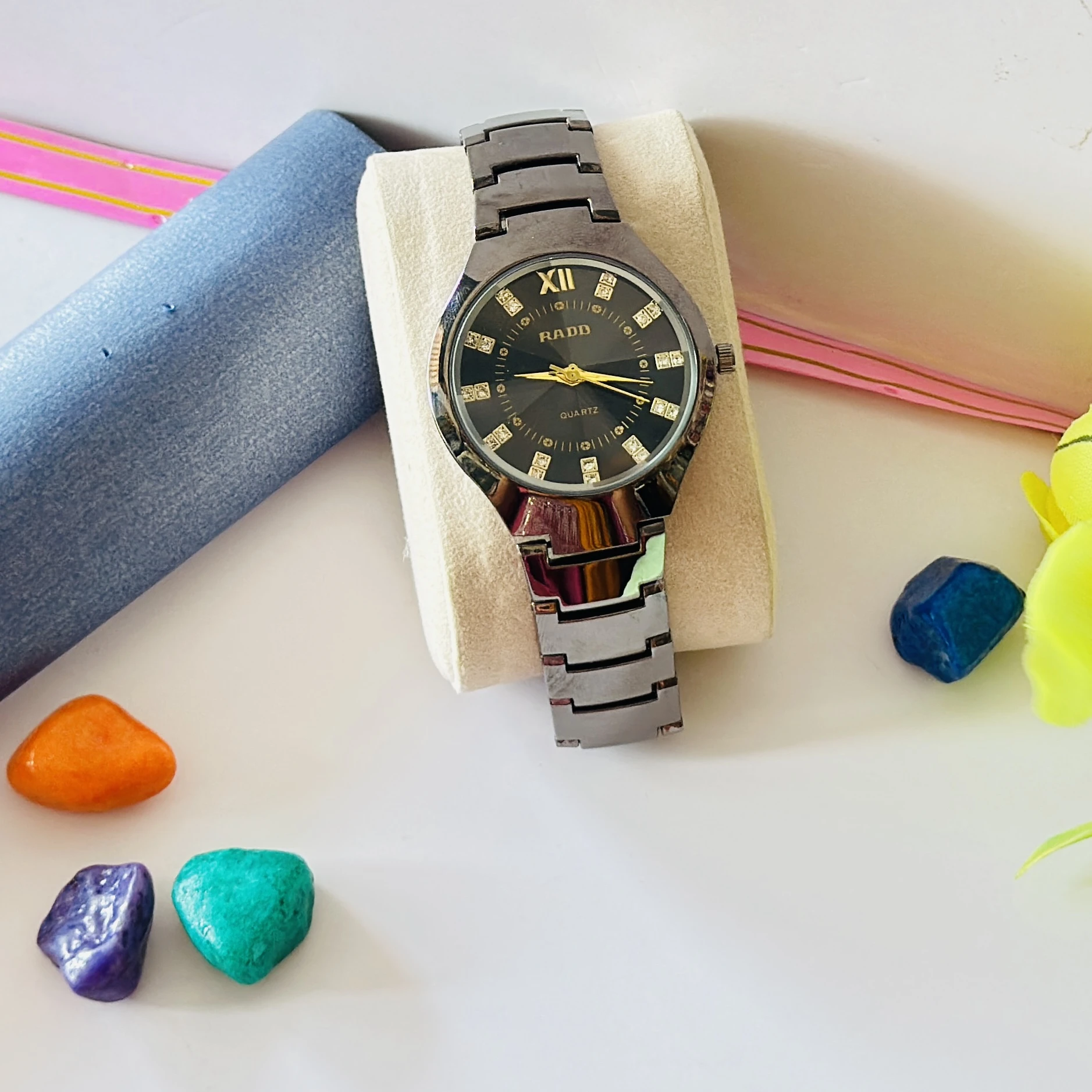 Analogue watch for girls