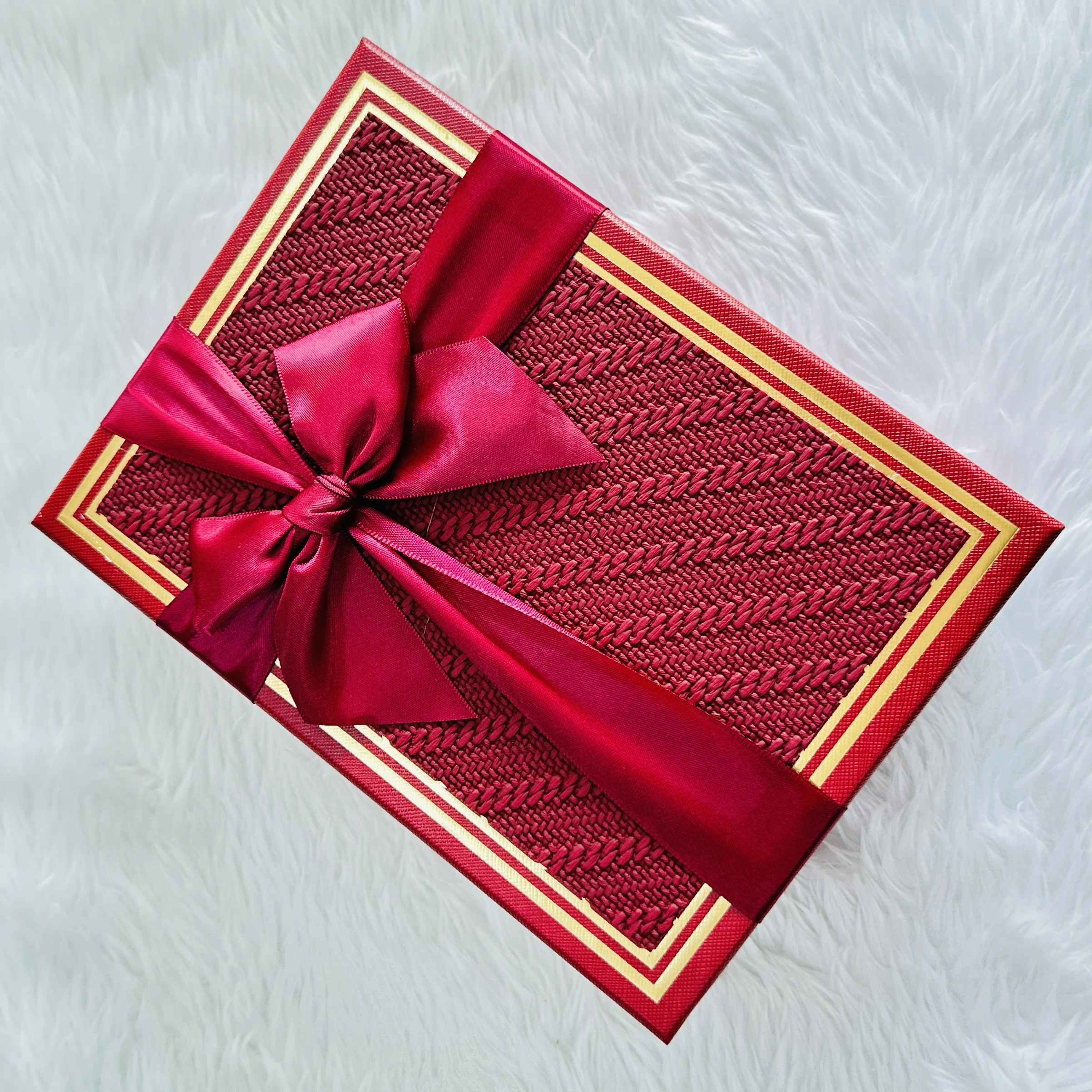 Gift Box (Size 12/9)