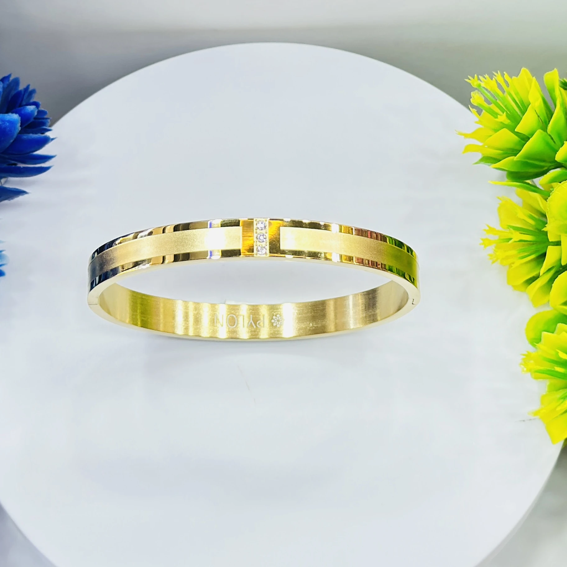 Sleek Gold Diamond Bracelet