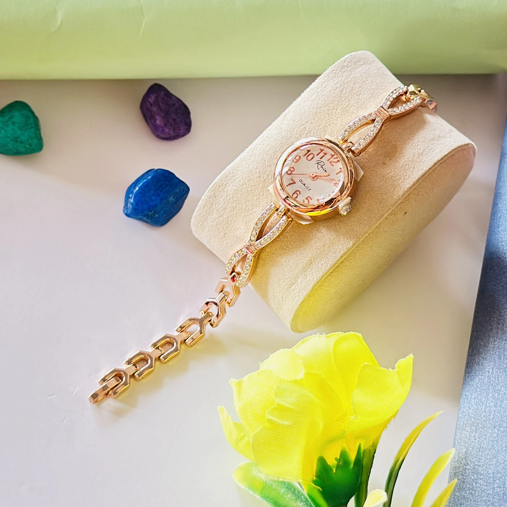 Quartz Analogue Watch