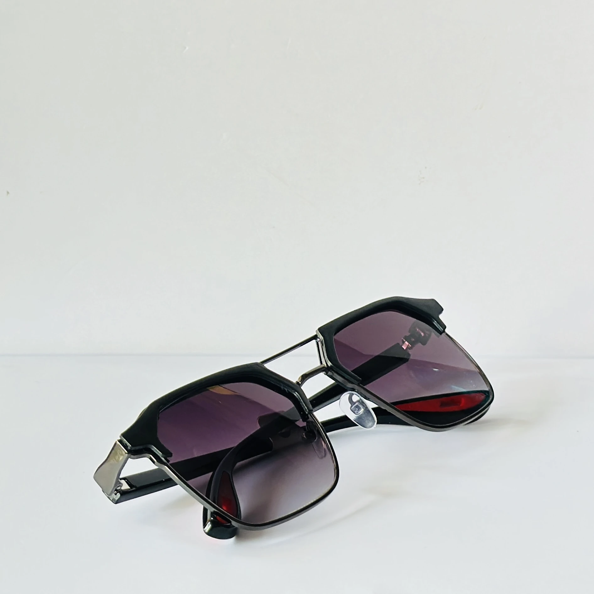SpadeAces Unisex Square Sunglasses
