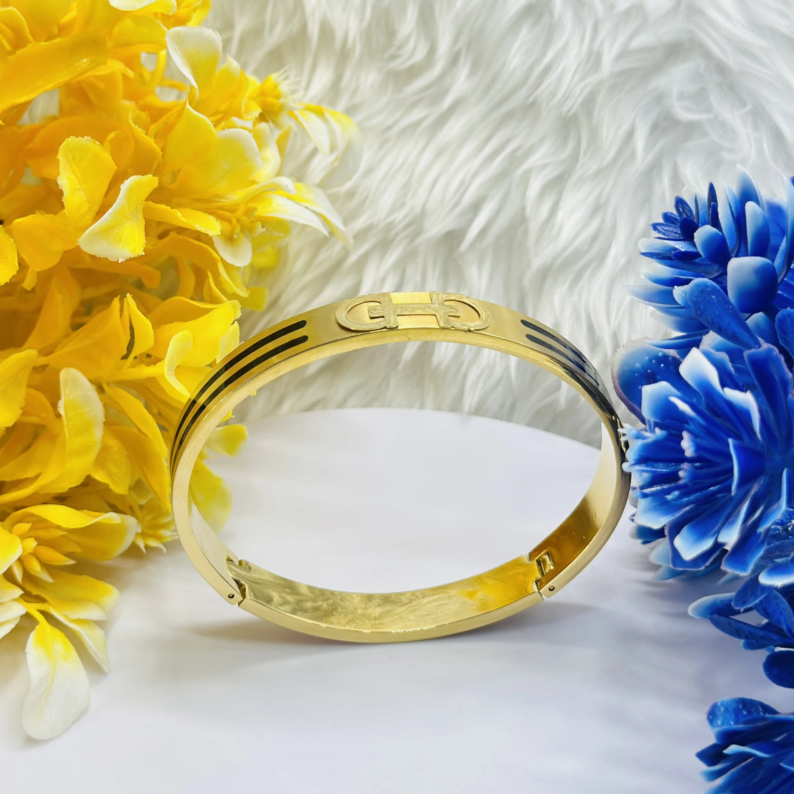 Gold plated Breslet (Kada)