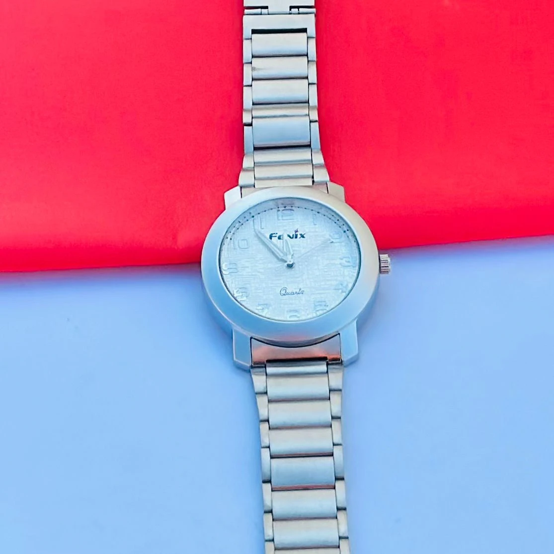 Silver Analog watch For man’s