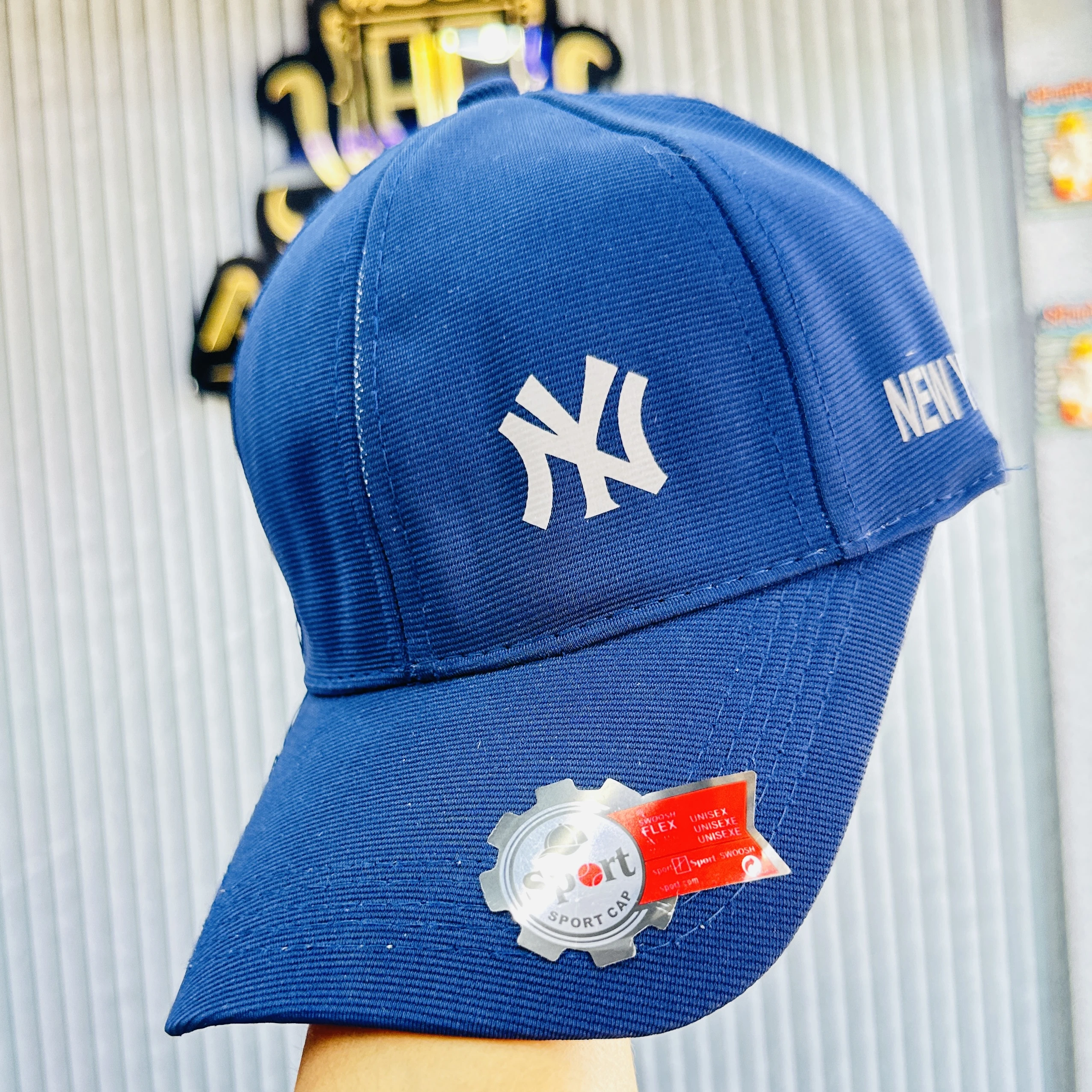 Blue cotton New York Yankees baseball cap