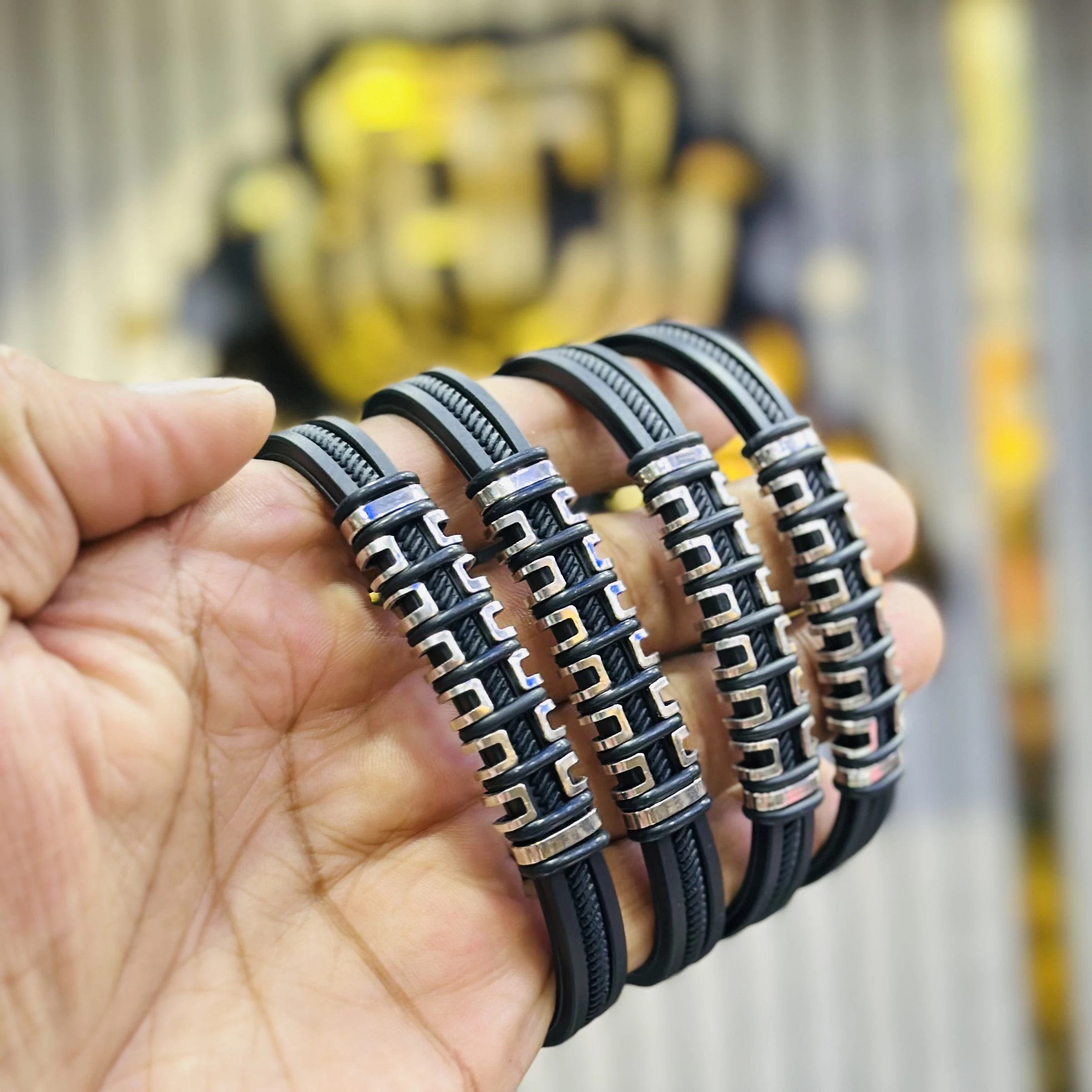 Men’s Classic Leather Beaded Bracelet