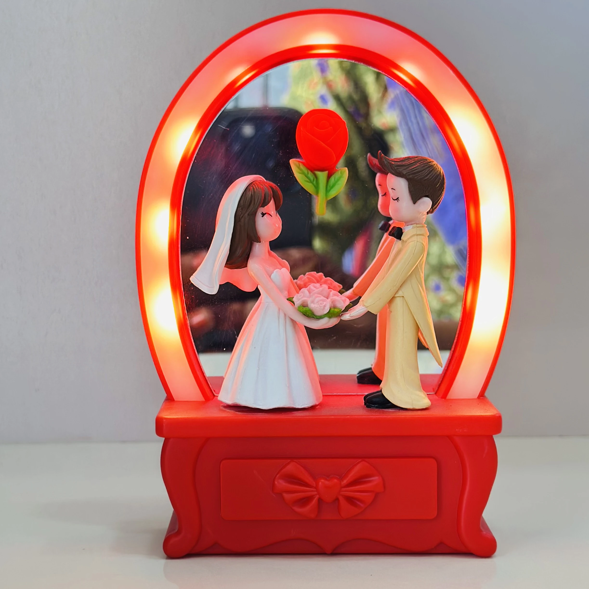Romantic love couple (SKU-0T59HN)
