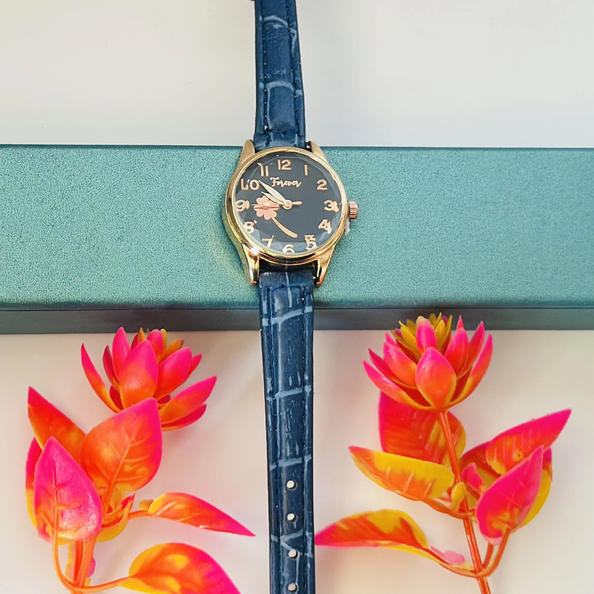 analog flower designer dial stylish premium leather strap watch