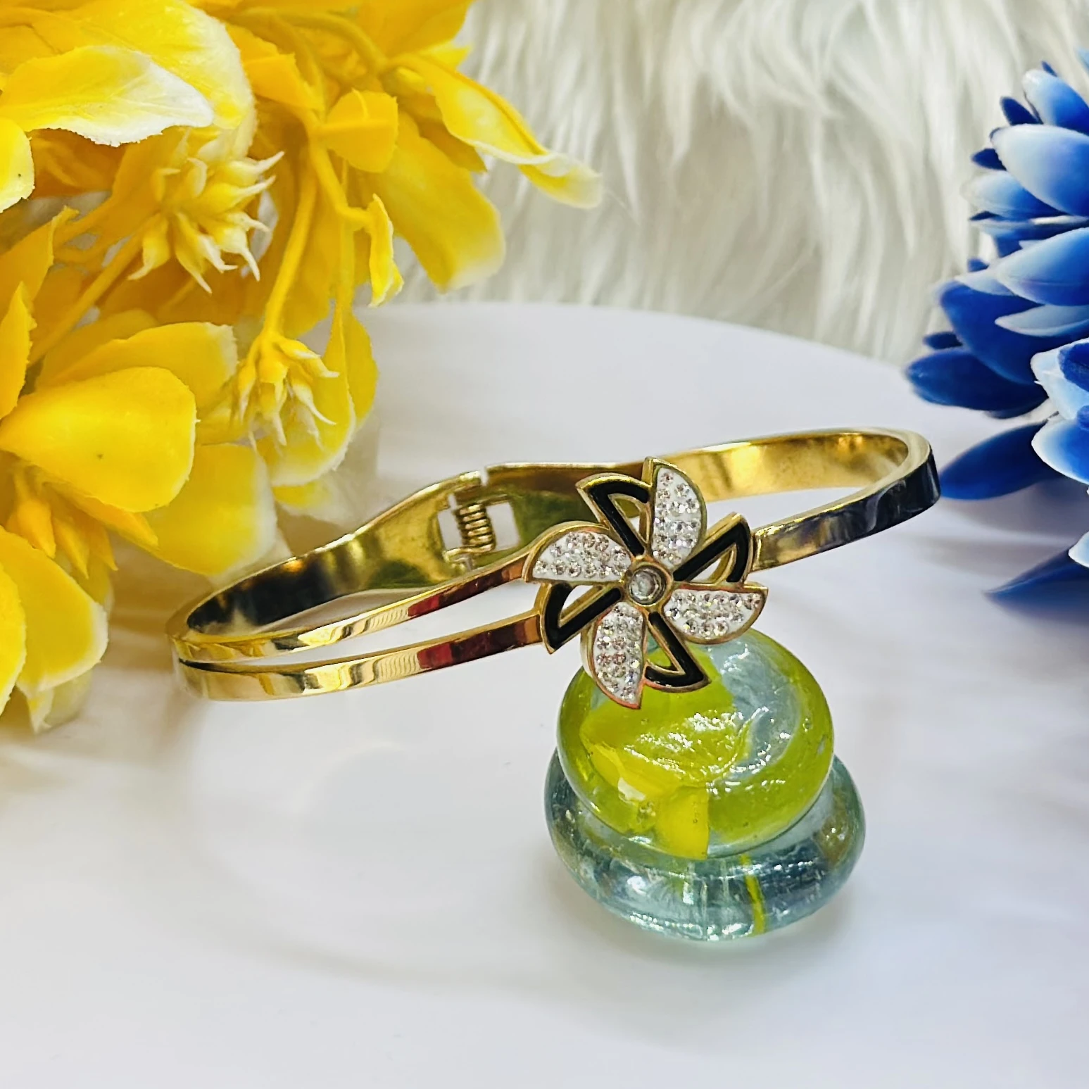 Gold plated Breslet