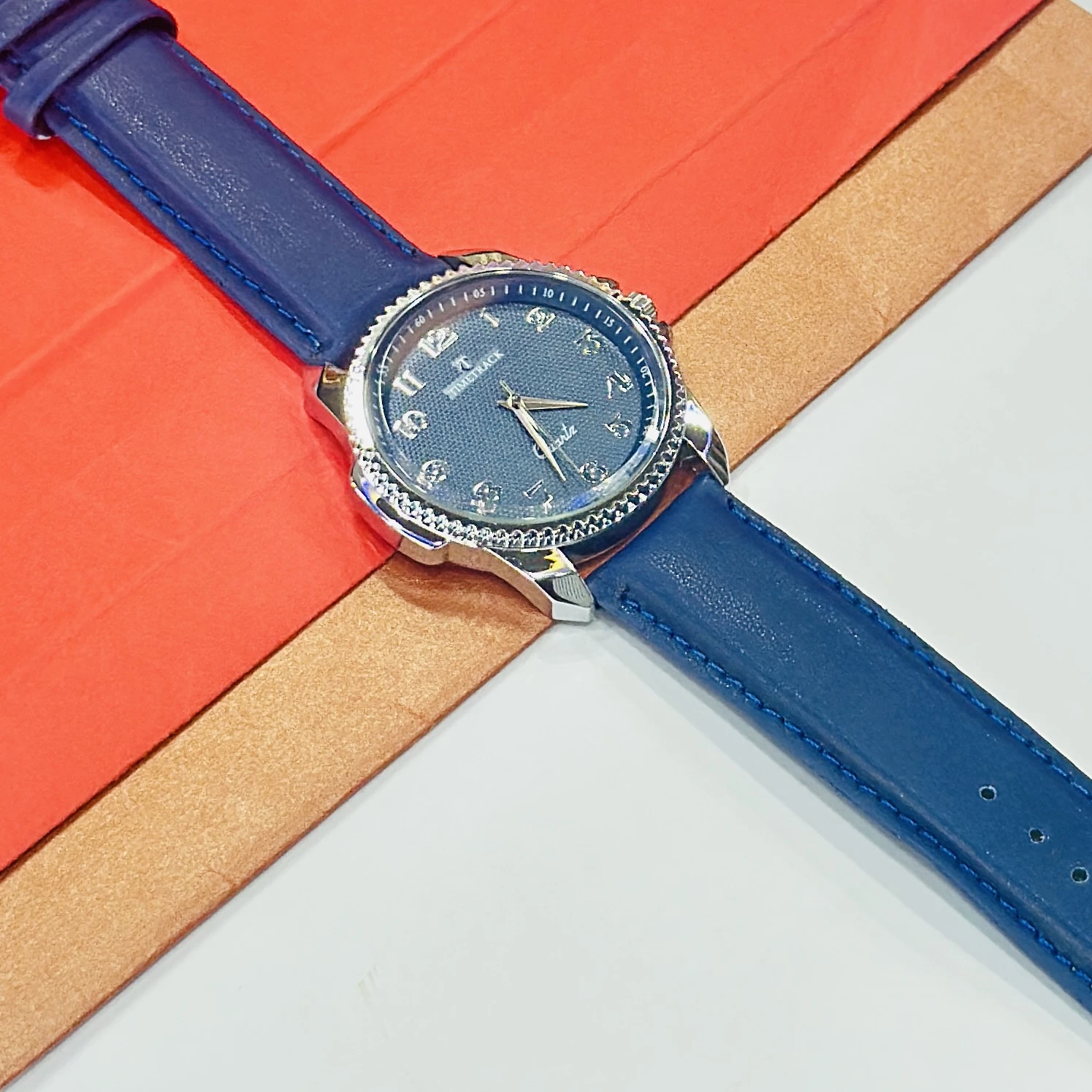 Timetrack quartz analog watch