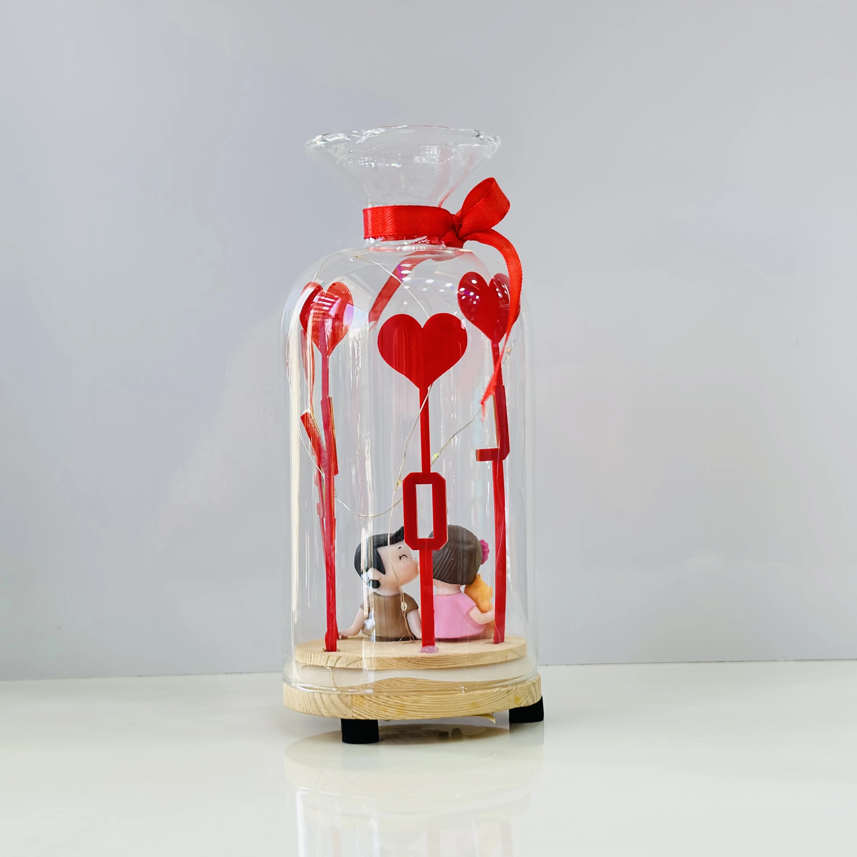 Couple Dome Glass Showpiece(SKU-RV5D98)