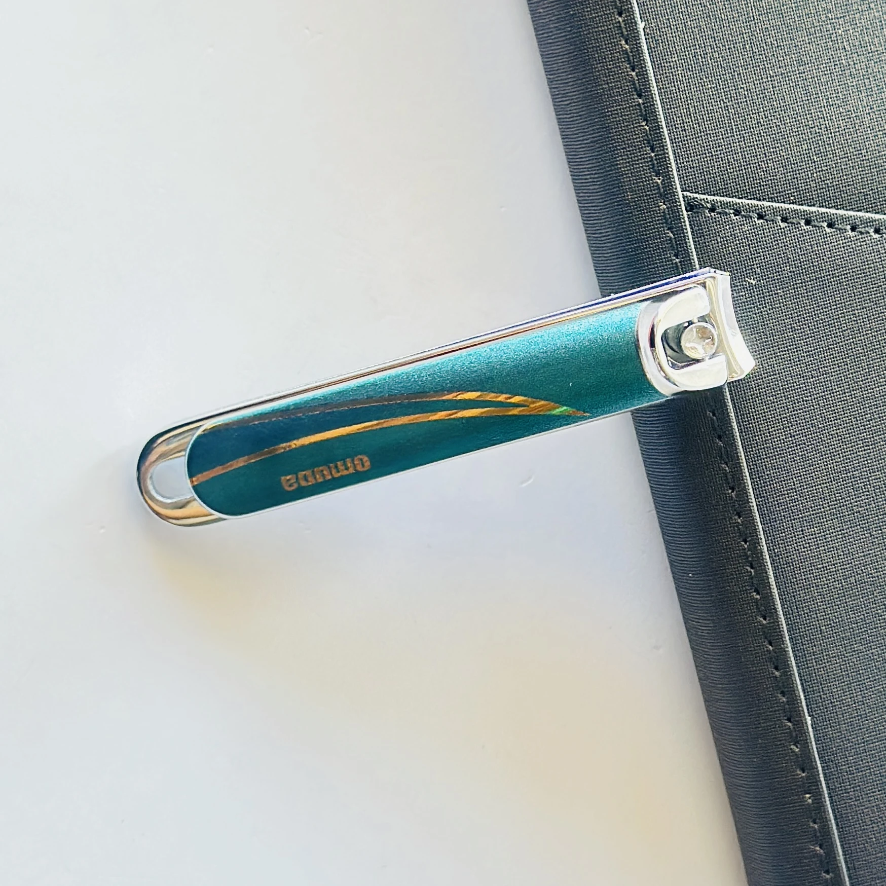 portable nail clipper