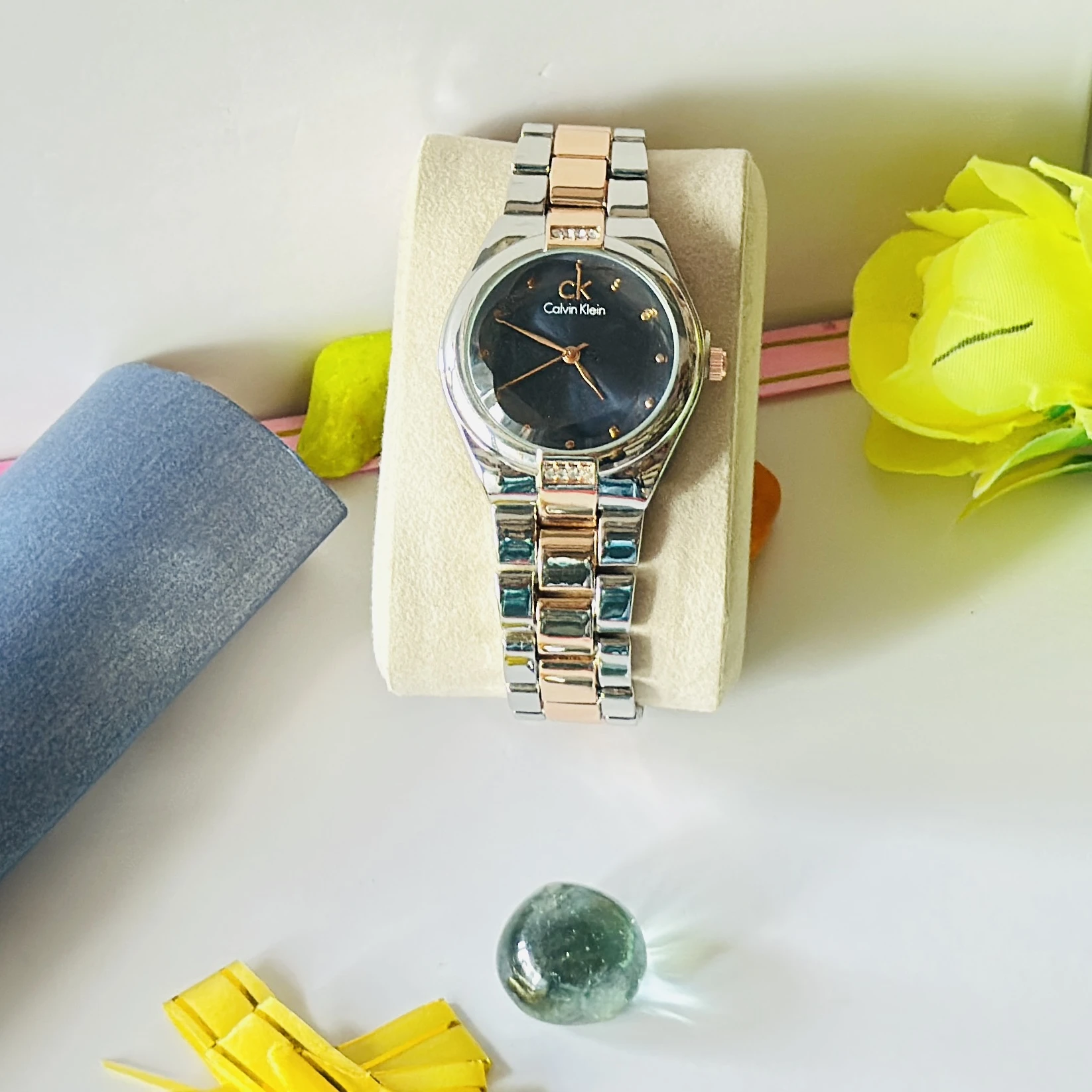 Analogue watch for girls