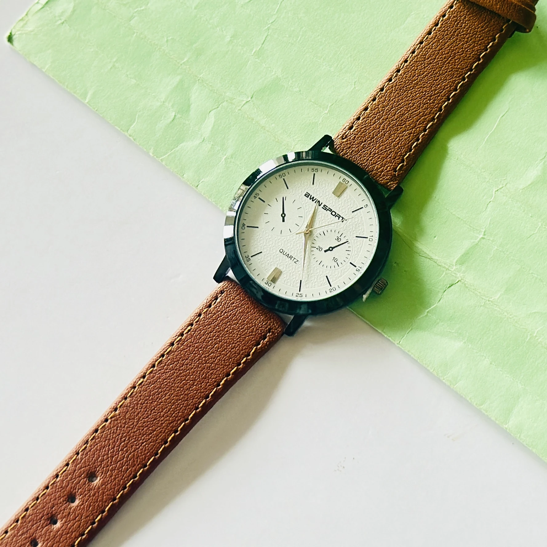 BWIN SPORT brand quartz analog wristwatch