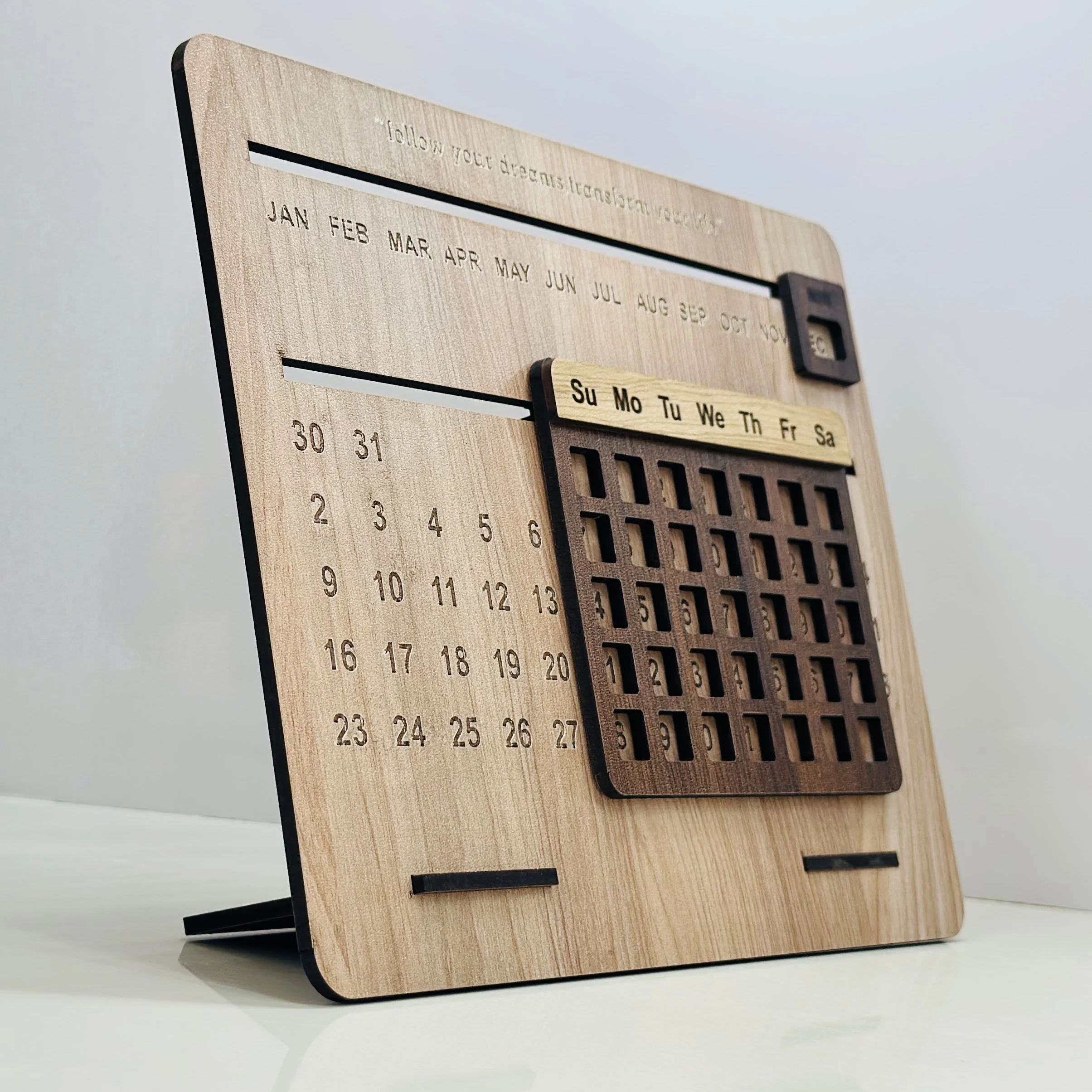 Wooden perpetual desk calendar