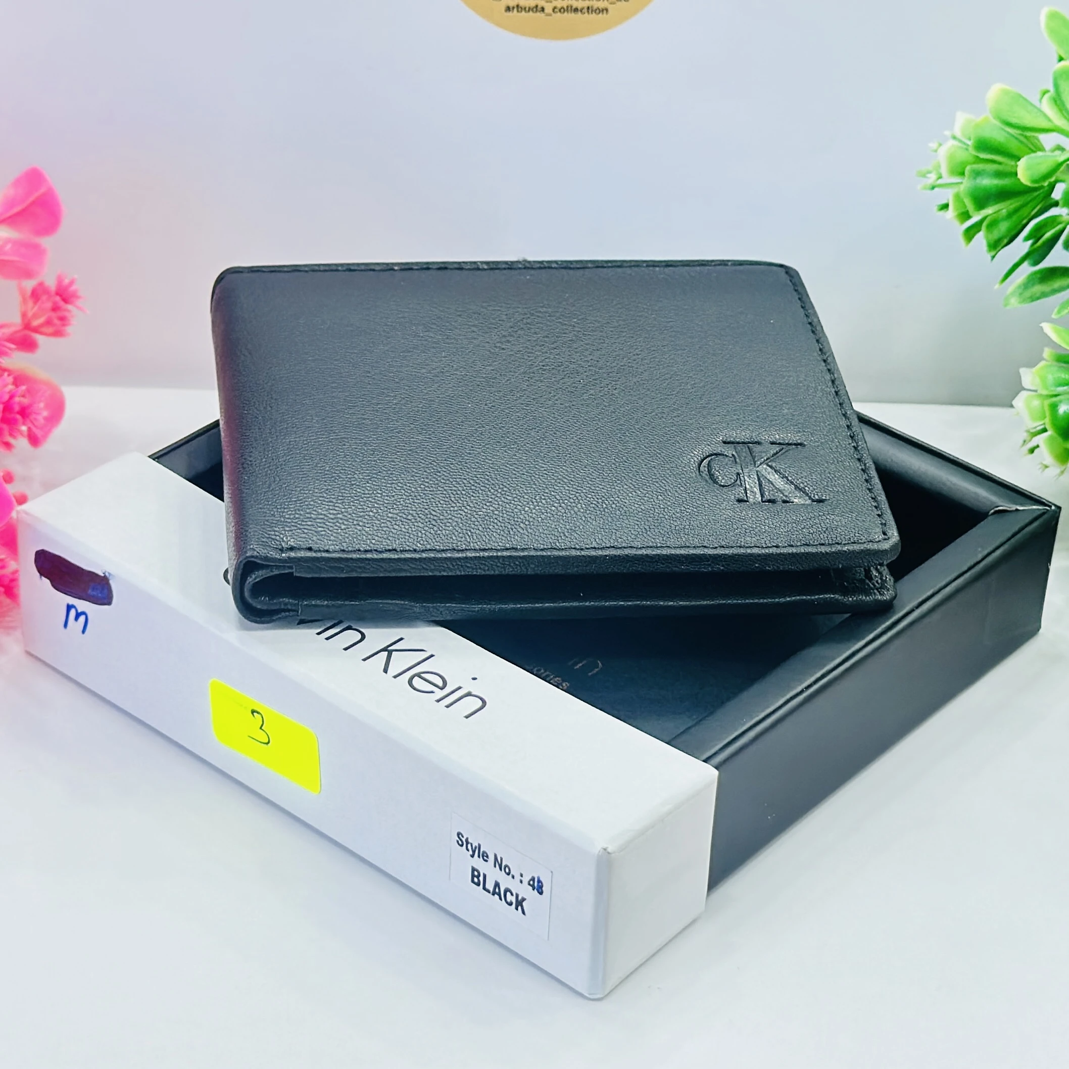 Calvin Klein Jeans Black Hardware Bifold Wallet.